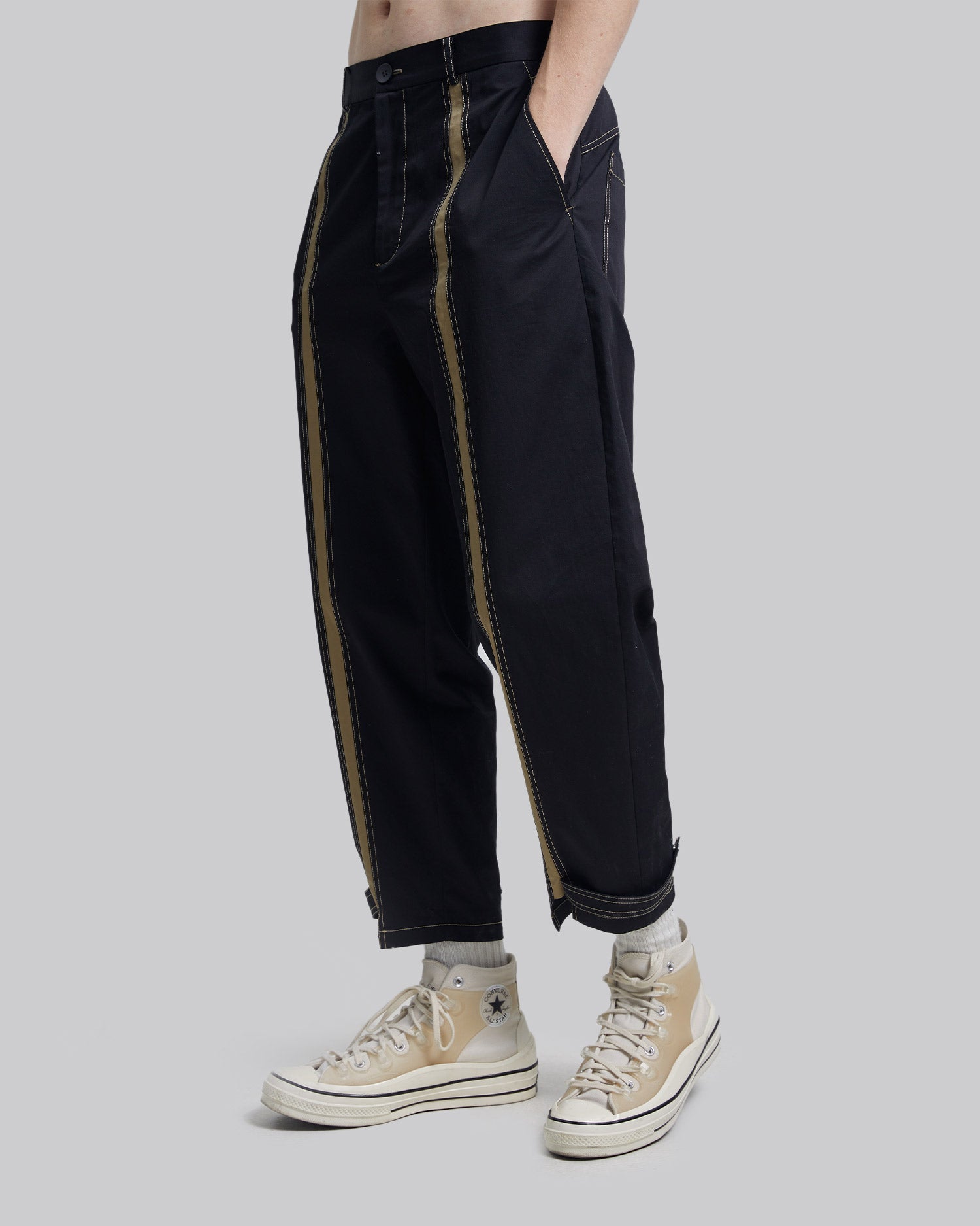 Contrast Stripe Tapered Pants image 3