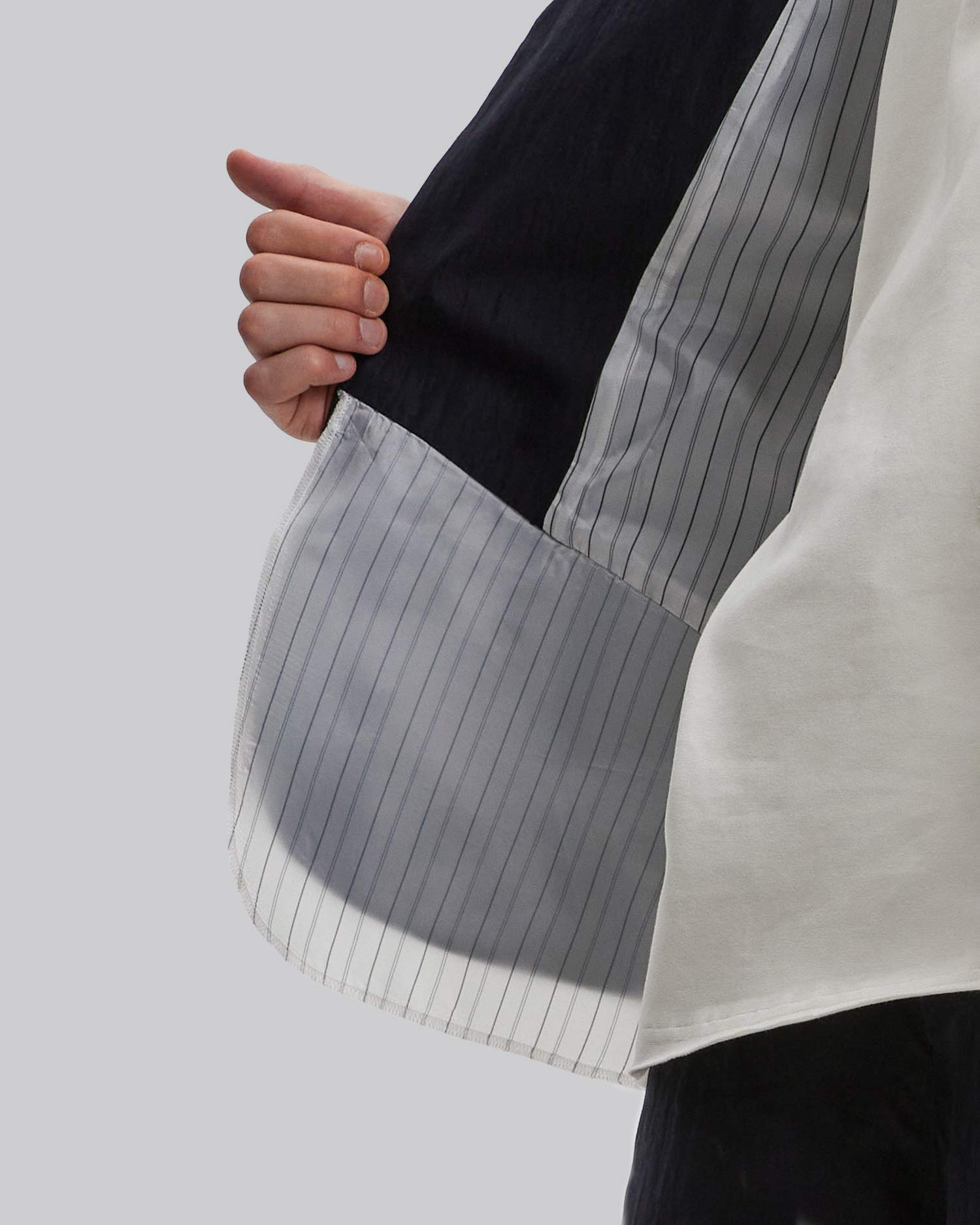 Button-Lapeled Blazer image 3