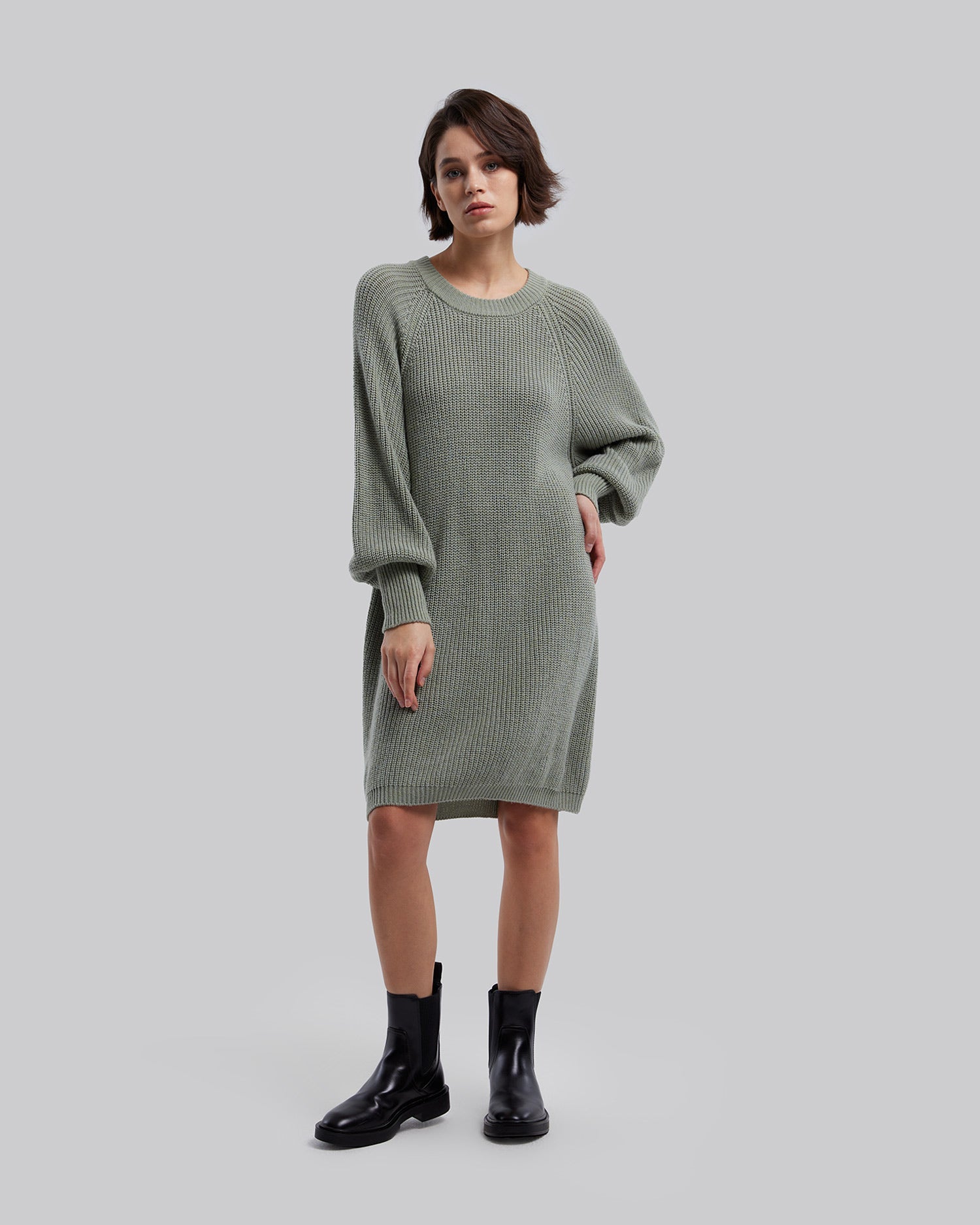 Wide Sleeve Long Sweater - Emerald Green, M image