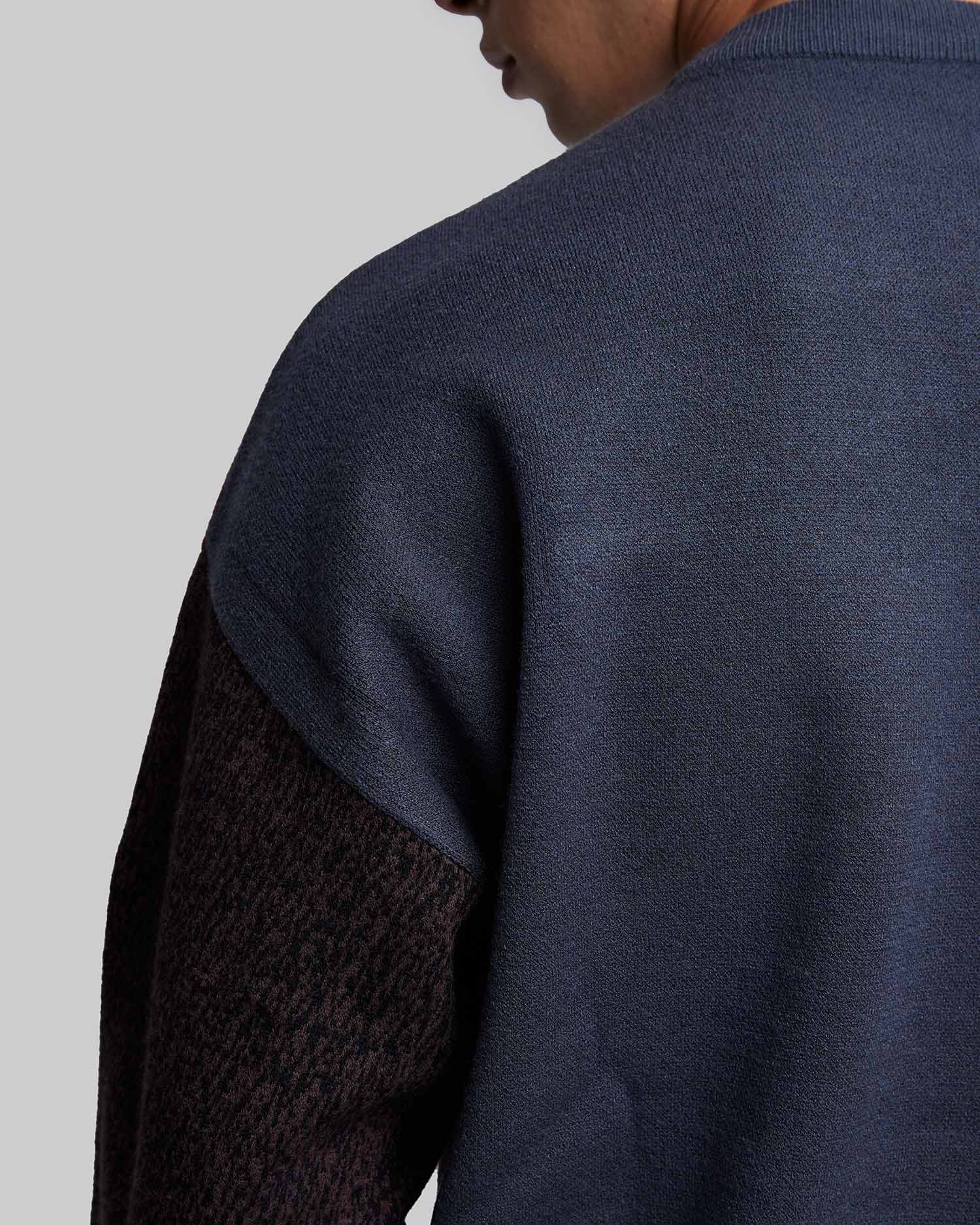 Cat &amp; Mouse Graphics Crewneck image 5