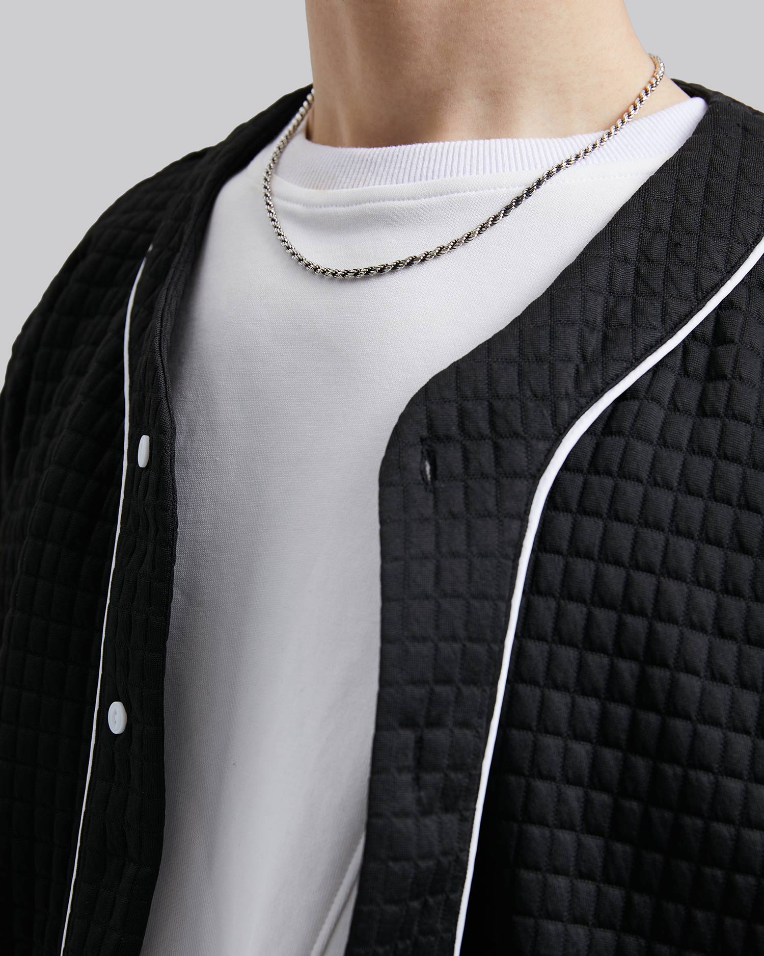 Short Sleeve Buttoned Cardigan image 5