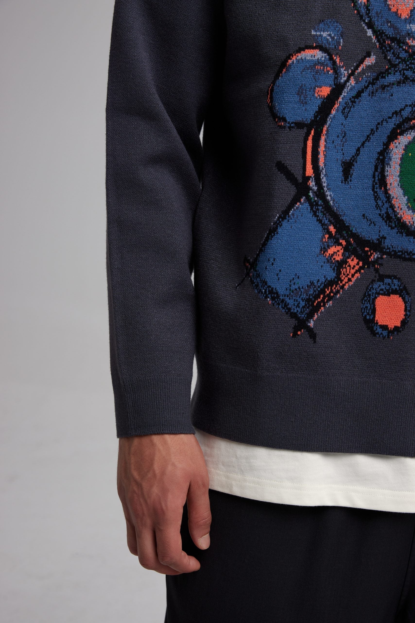 Crewneck With Teddy-Bear Graphics image 4