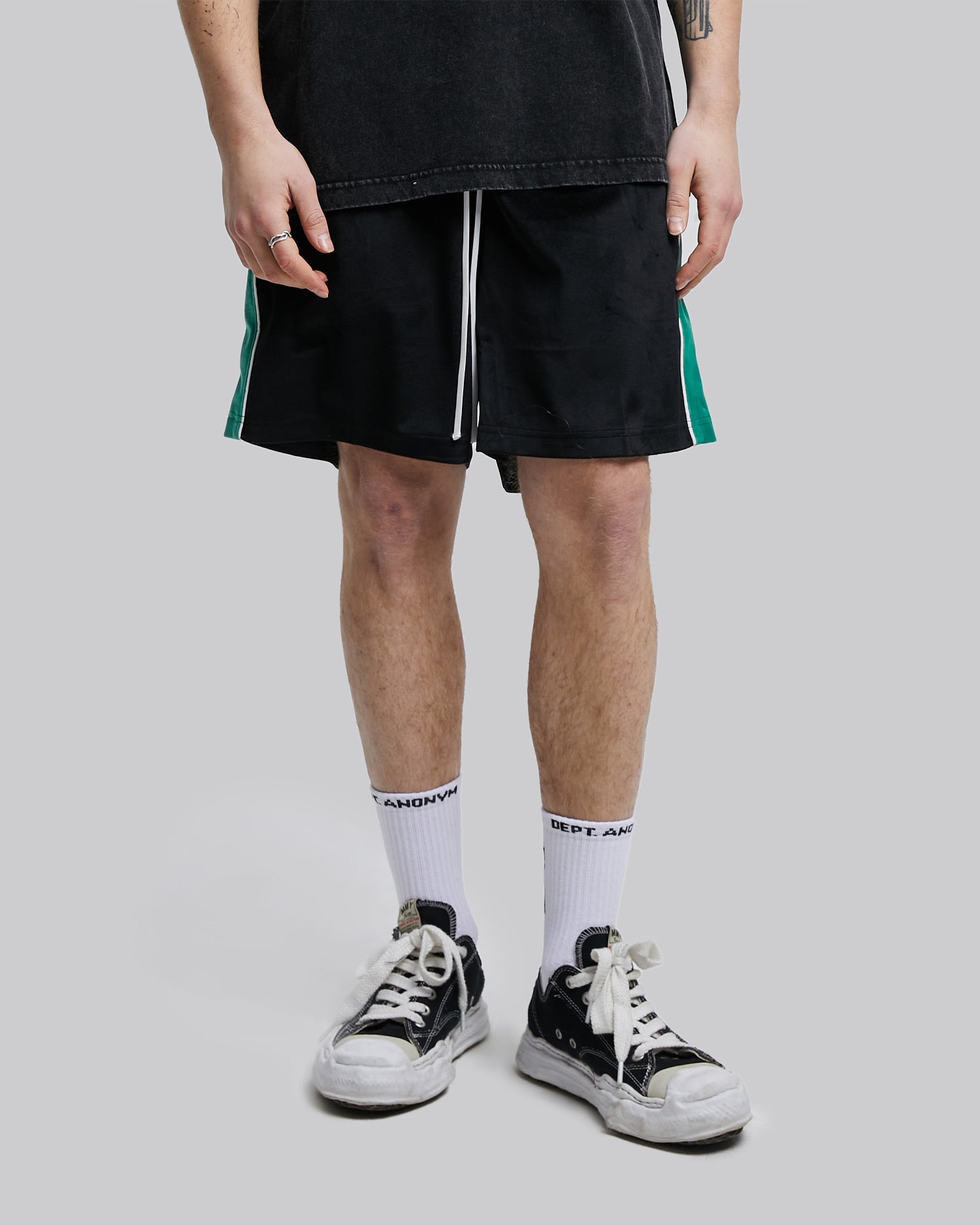 Long Drawstring Track-Shorts image 1