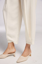 Linen Tapered Pants image 5