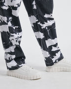 Stylish Dyed Straight Leg Jeans image 6