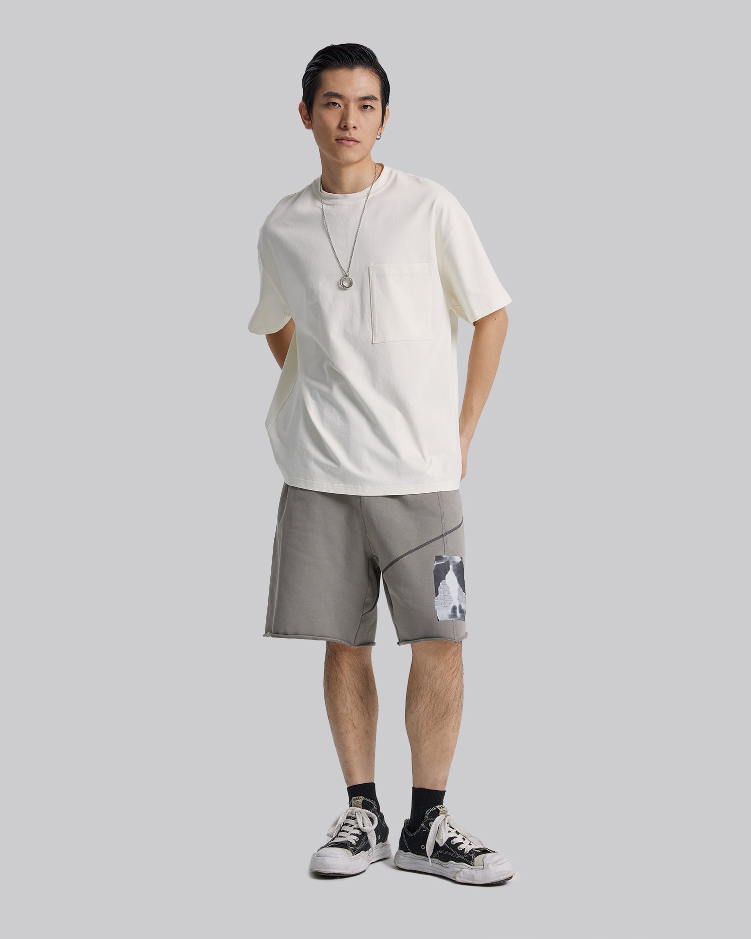 Plain T-Shirt with Graphics - Cream, S image