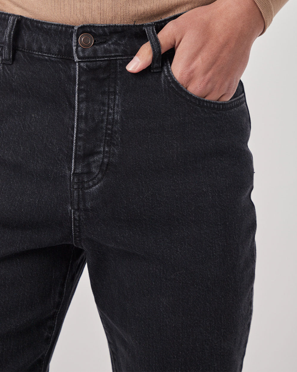 Men's Bootcut Fit Jeans image 4