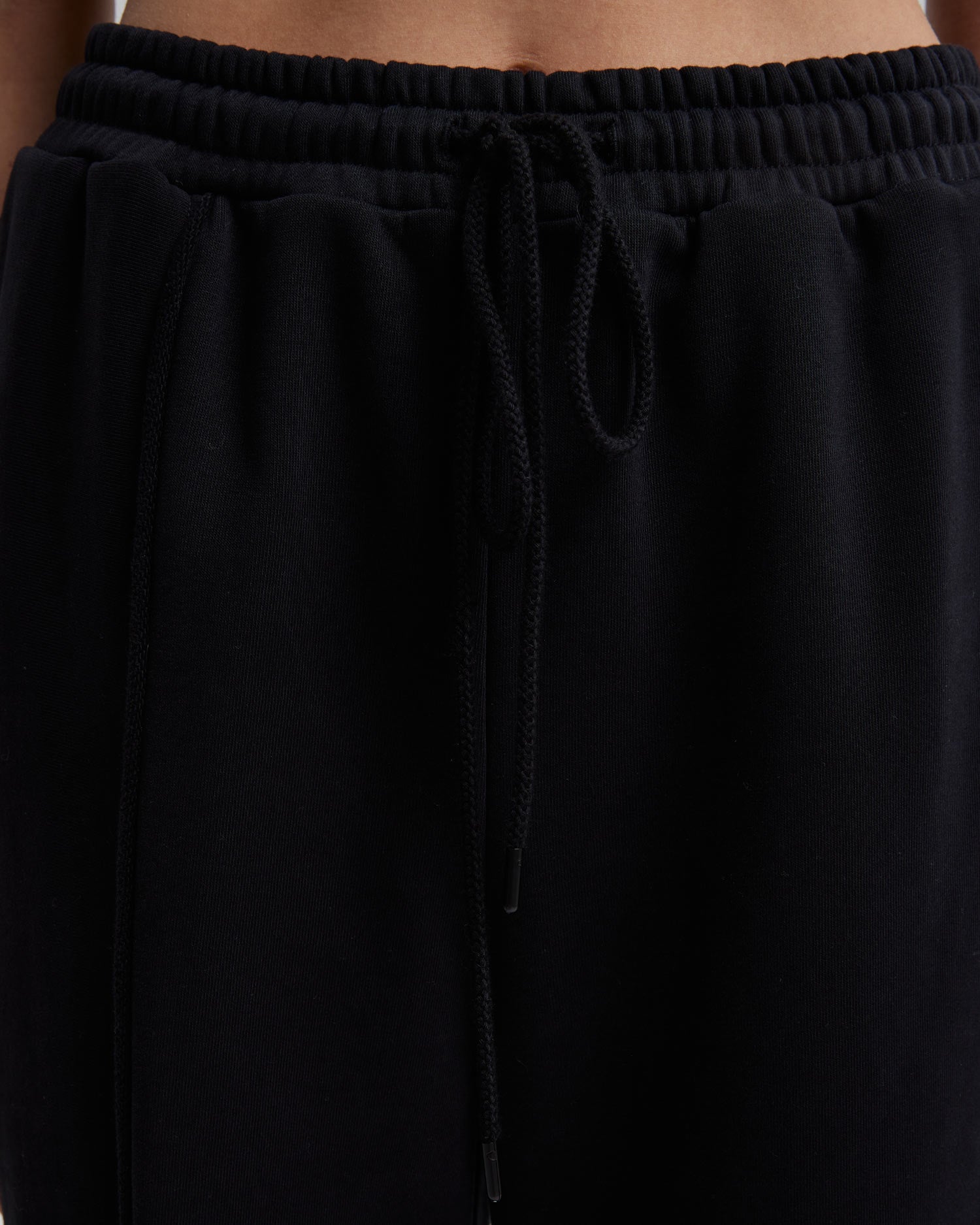 1 x Roomy Sweatpants in Black image 5