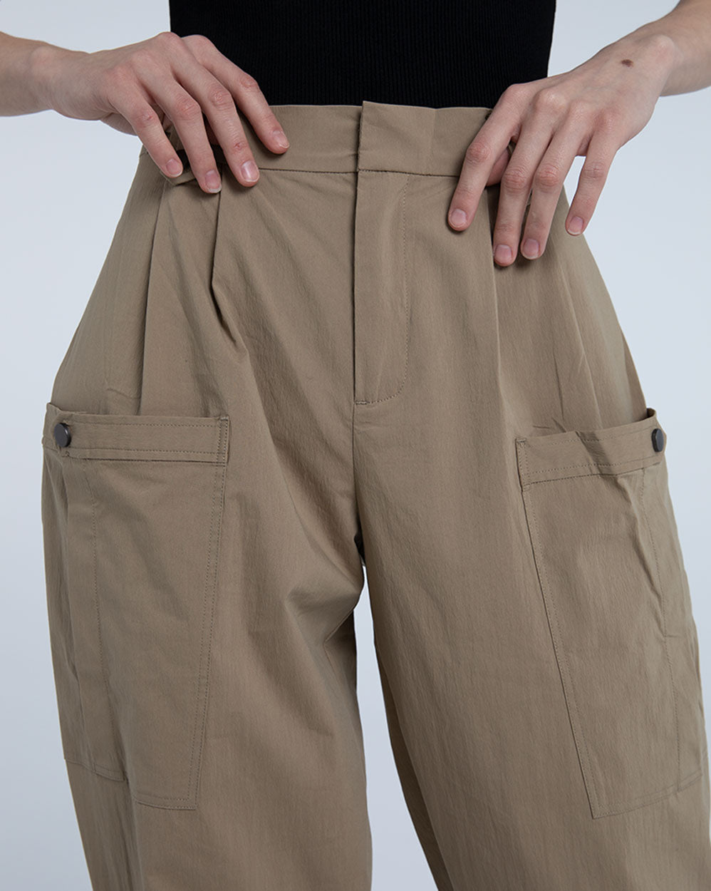 Patch Pocket Ankle Strap Tapered Pants image 6