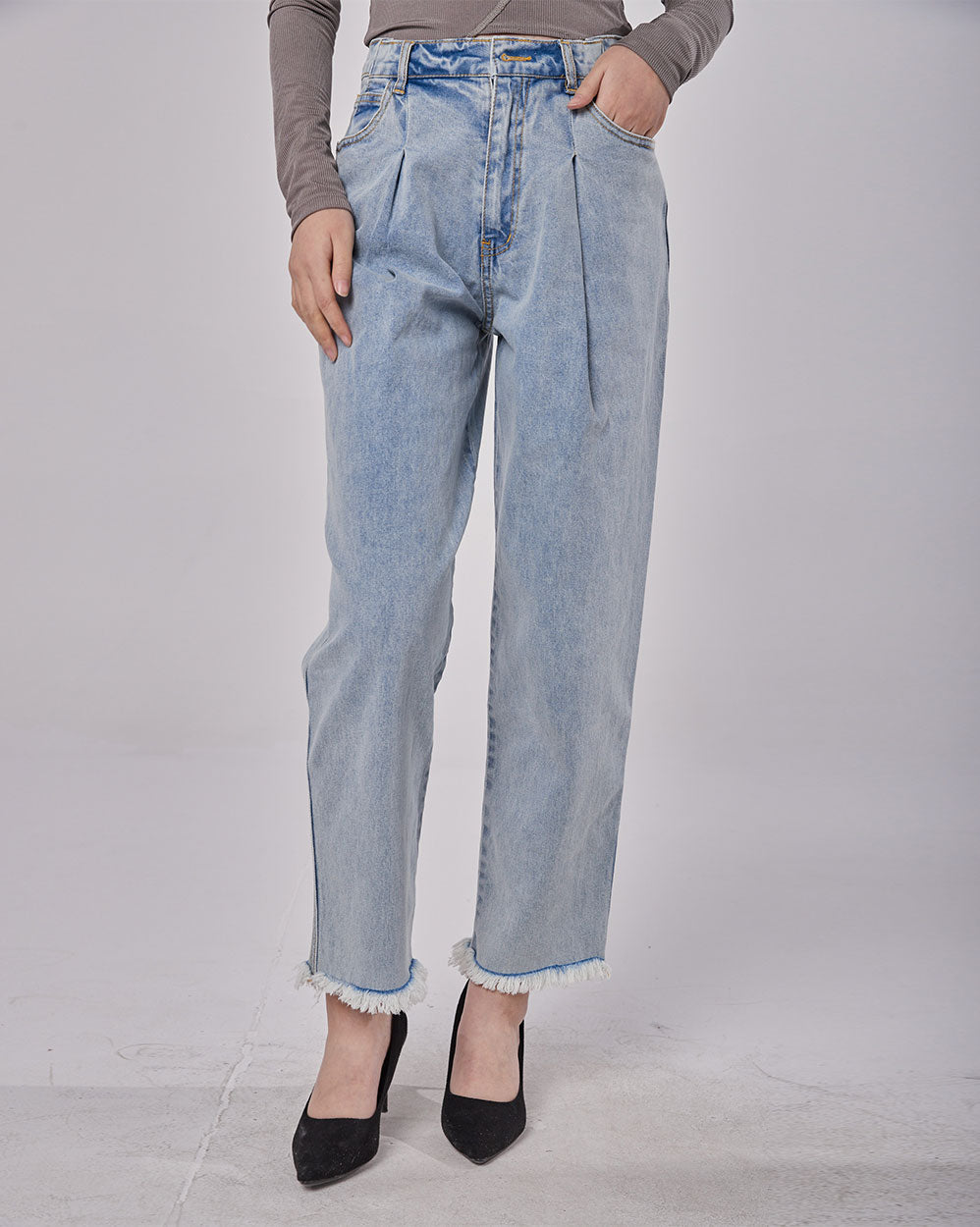 Women's Sweet Bootcut Jeans - Tundora, M image