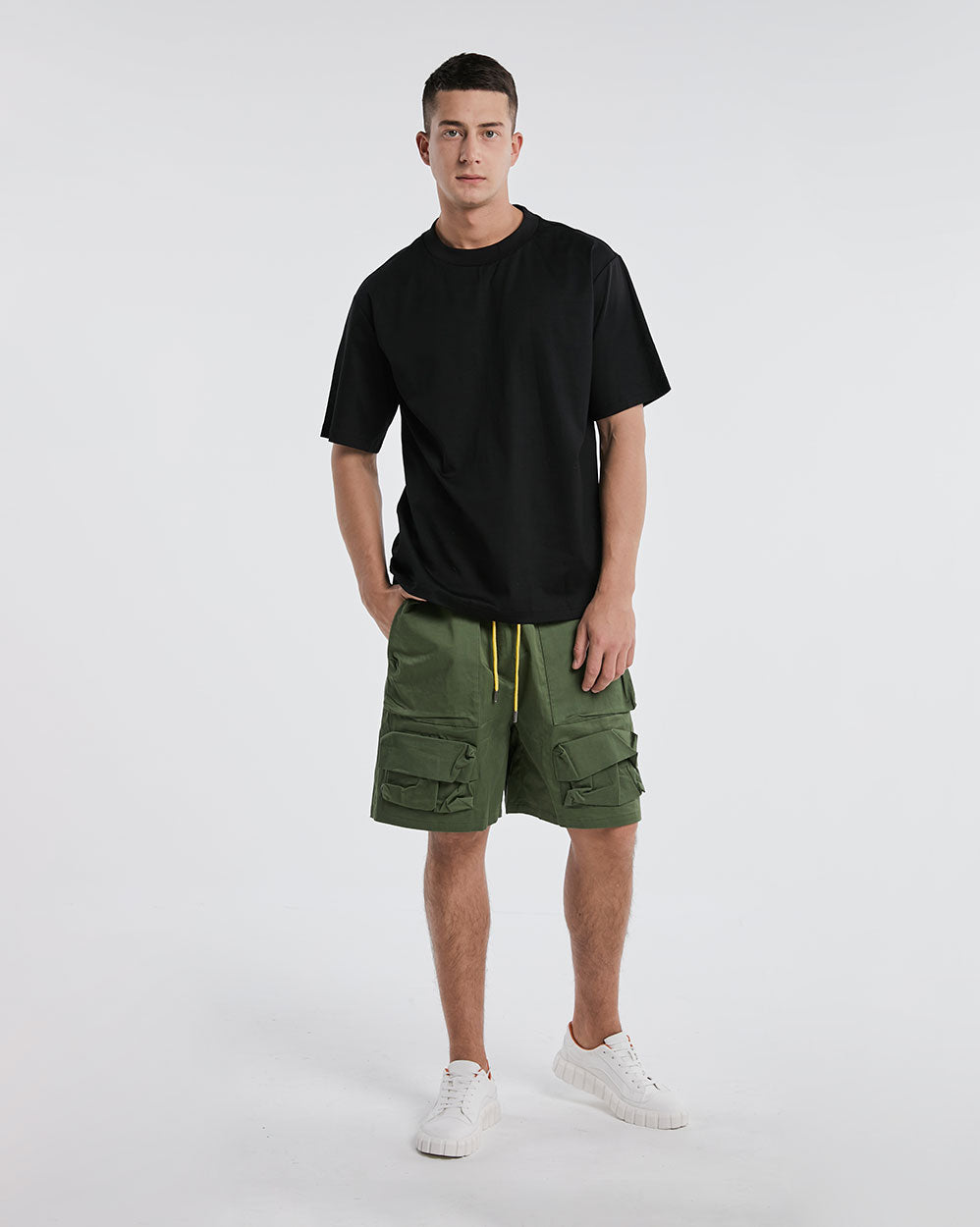 Oversized Workwear Shorts With Pockets image 1