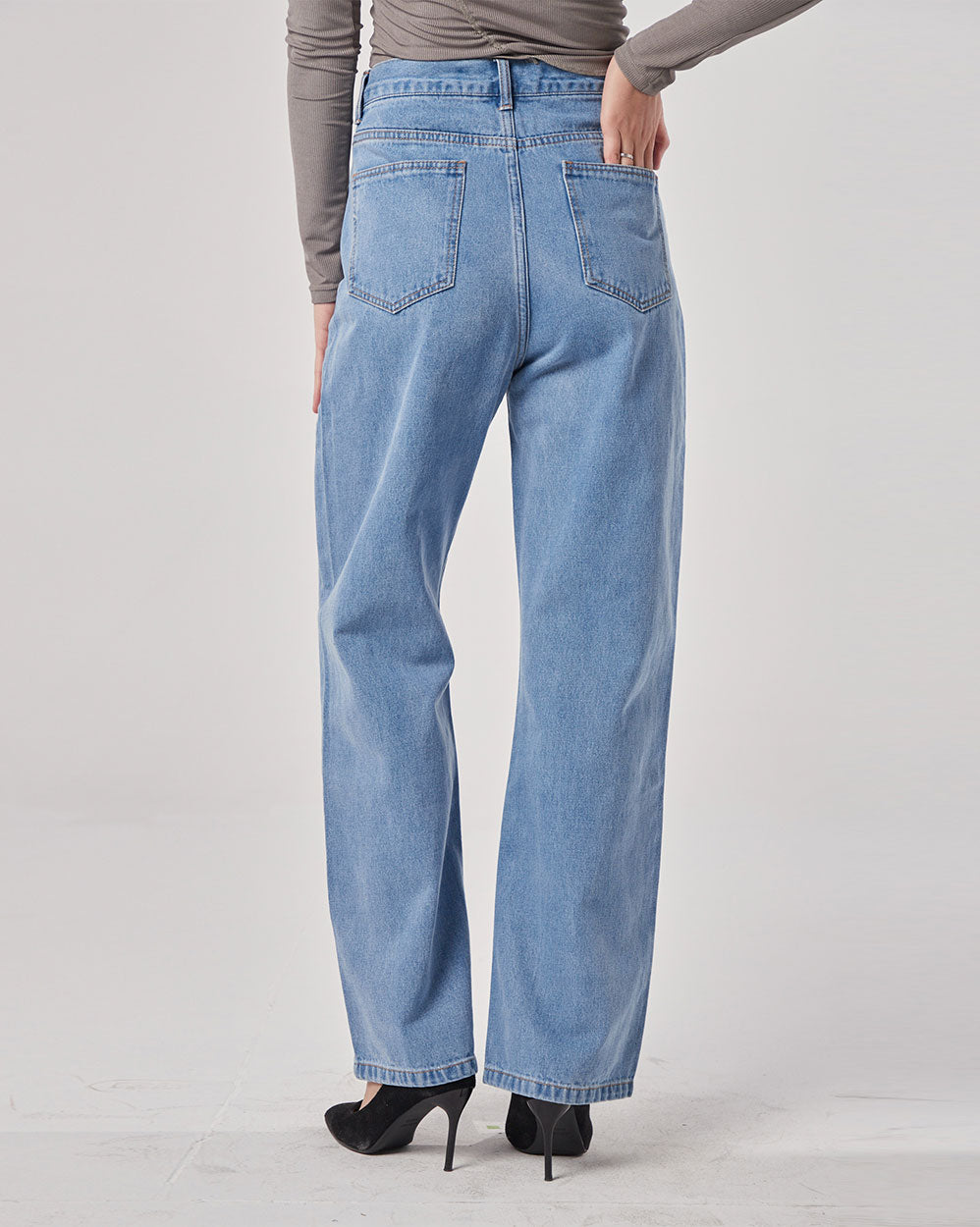 Loose Pants with Symmetrical Patterns image 2