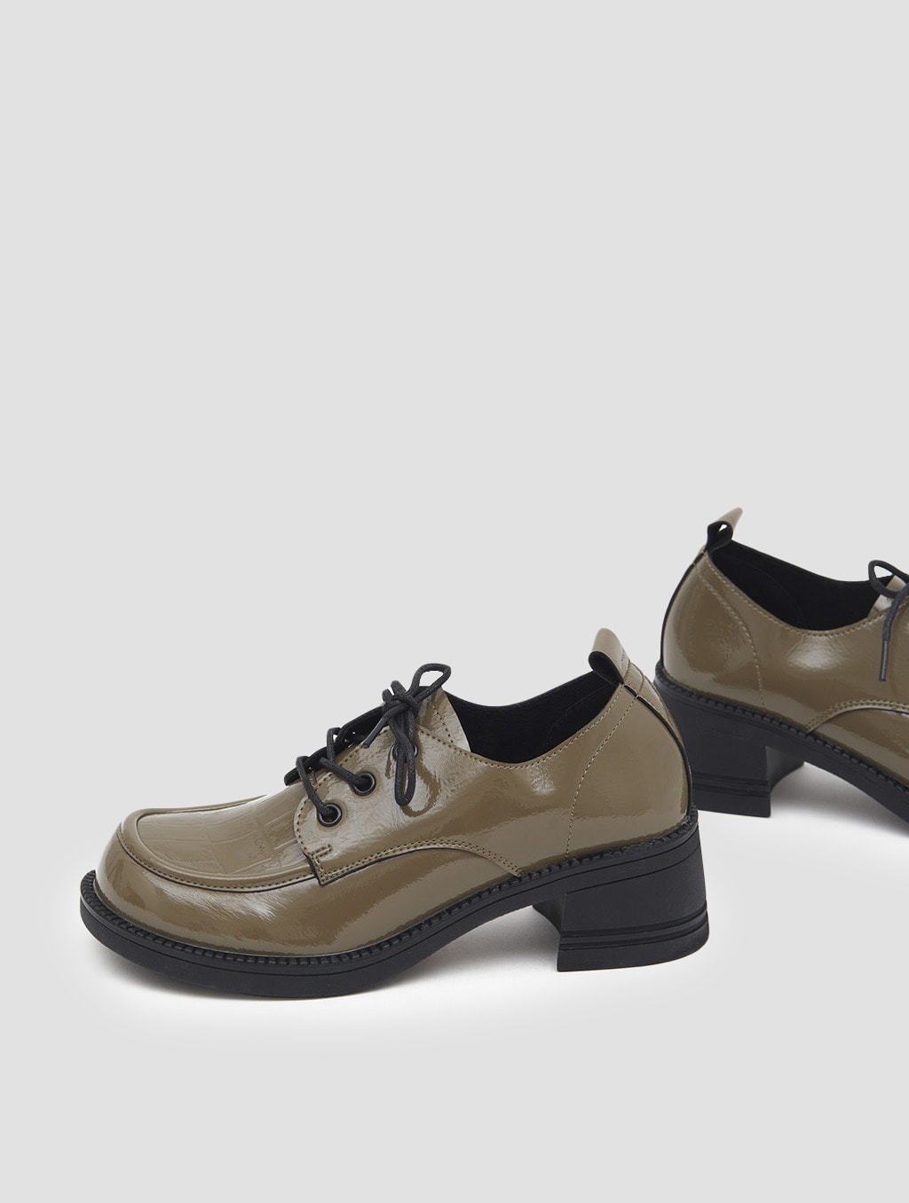Croc-Effect Oxford Loafers image 11