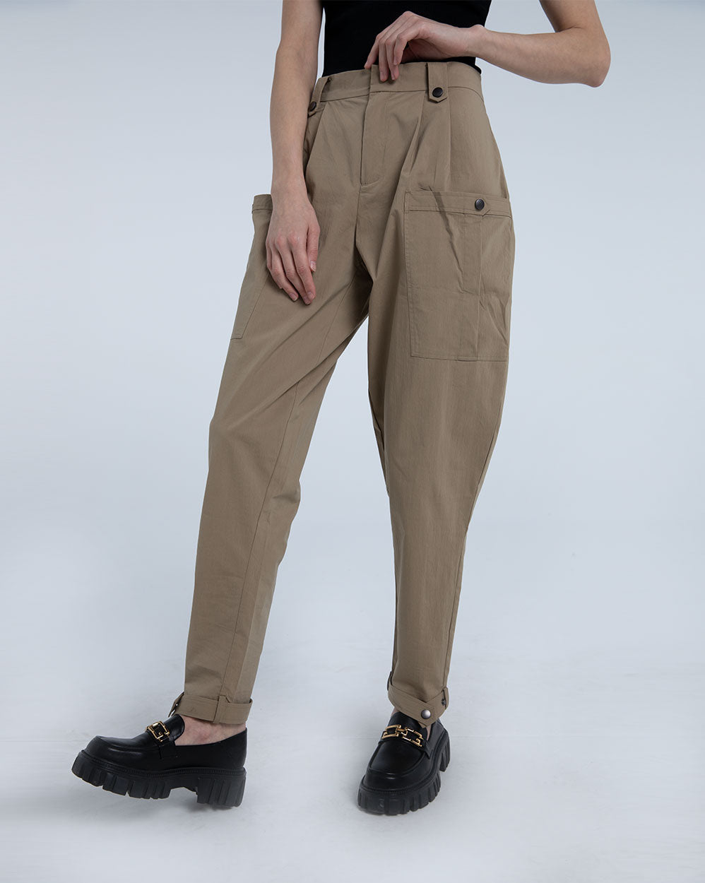Patch Pocket Ankle Strap Tapered Pants image 4