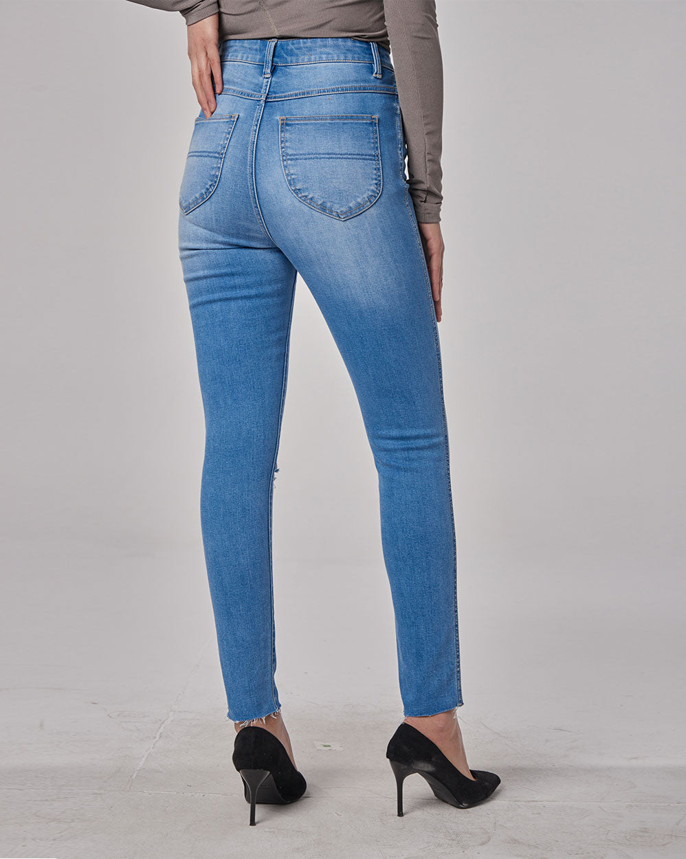 Slim-Fit Ripped Jeans image 4