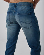 Men's Athletic-Fit Stretch Jeans image 4