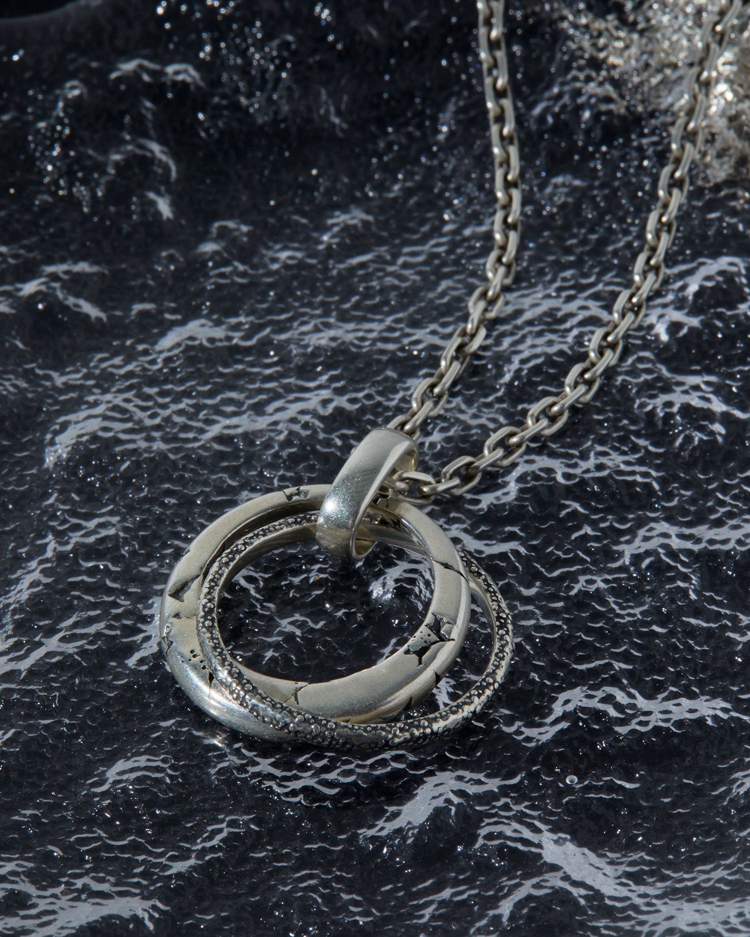 Silver Rolo Chain with Interlocking Rings image 2