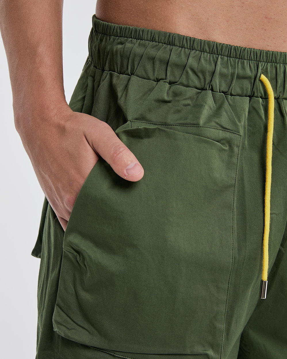 Oversized Workwear Shorts With Pockets image 6