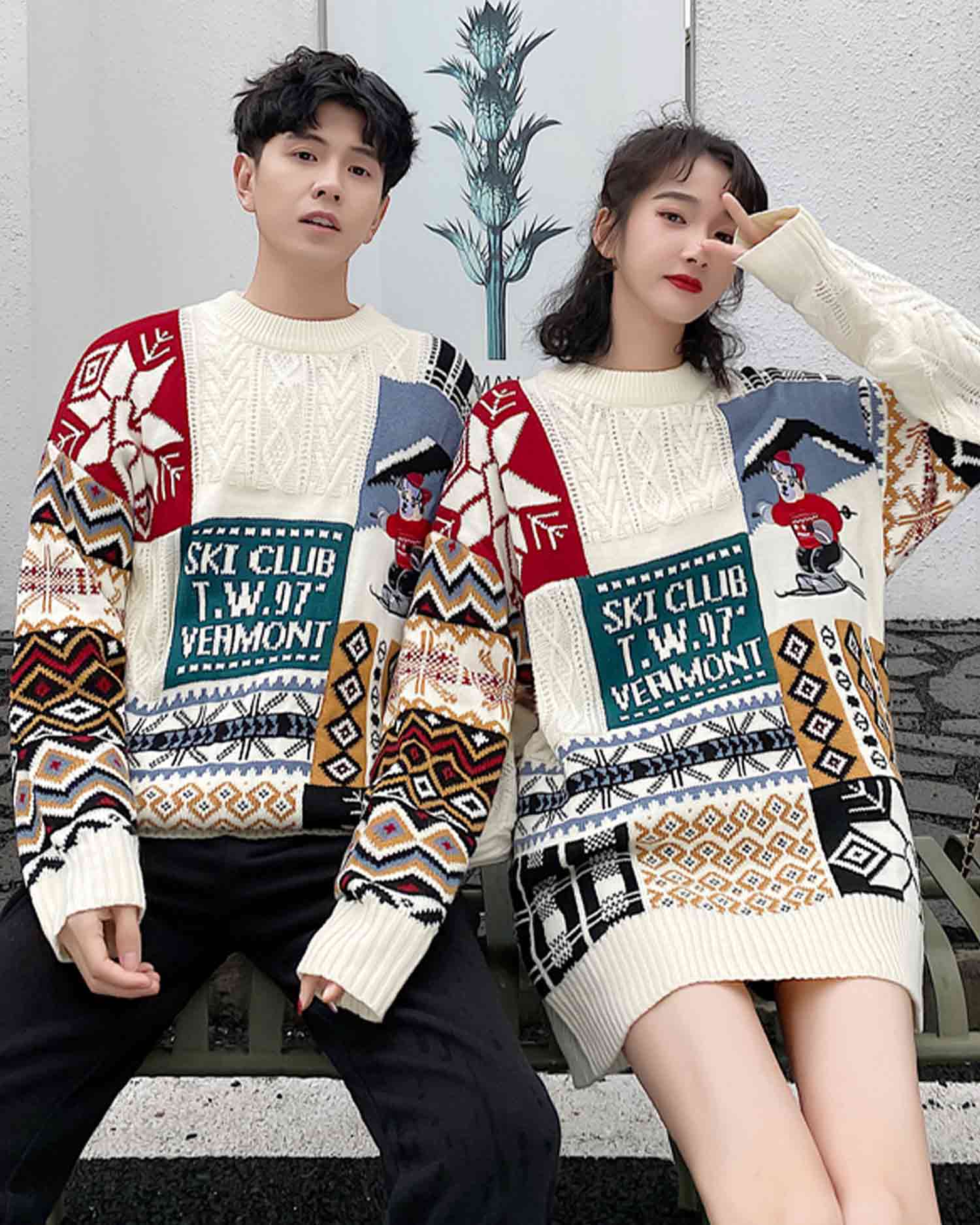 Loose-Cut Colorblock Crew Jumper - Cream, XL image