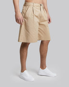 Loose Knee-Length Shorts image 3