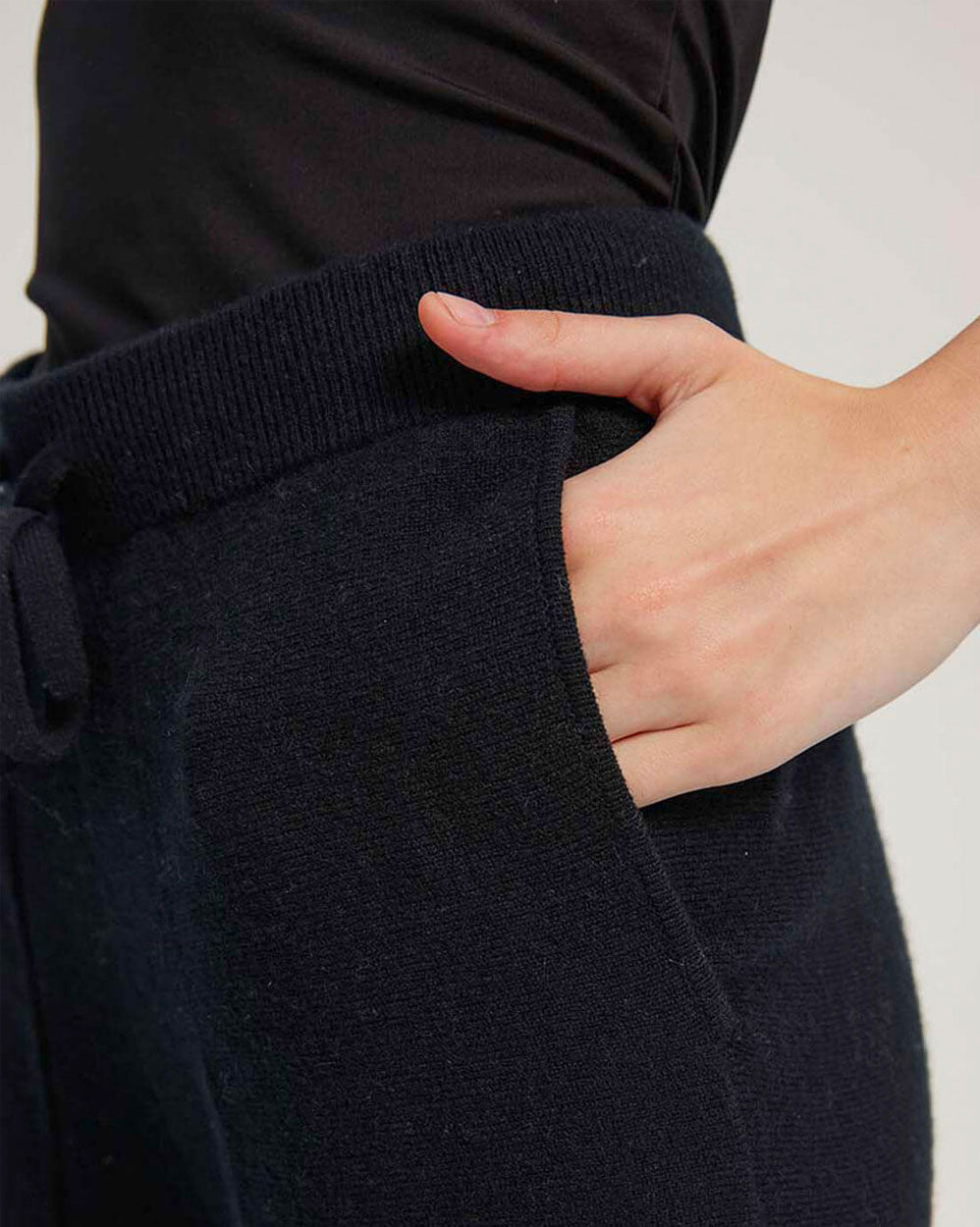 100% Cashmere Wide Leg Trouser With Pocket image 2