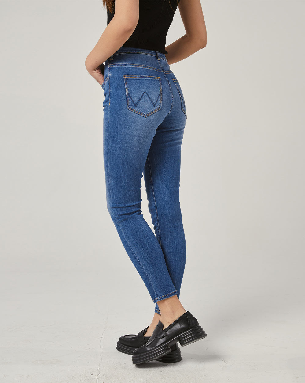 Classic Relaxed Fit Jeans image 3