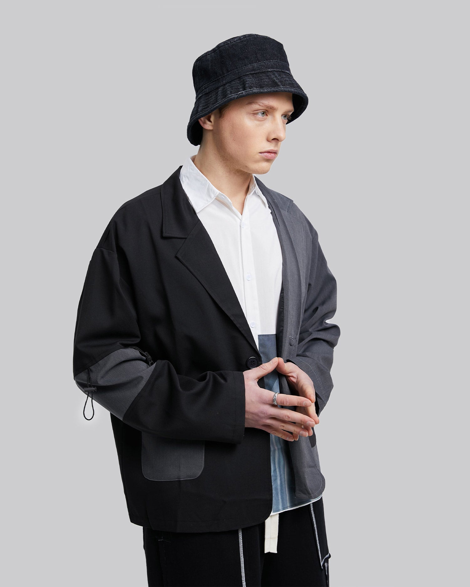 Contrast Color Blazer image 3