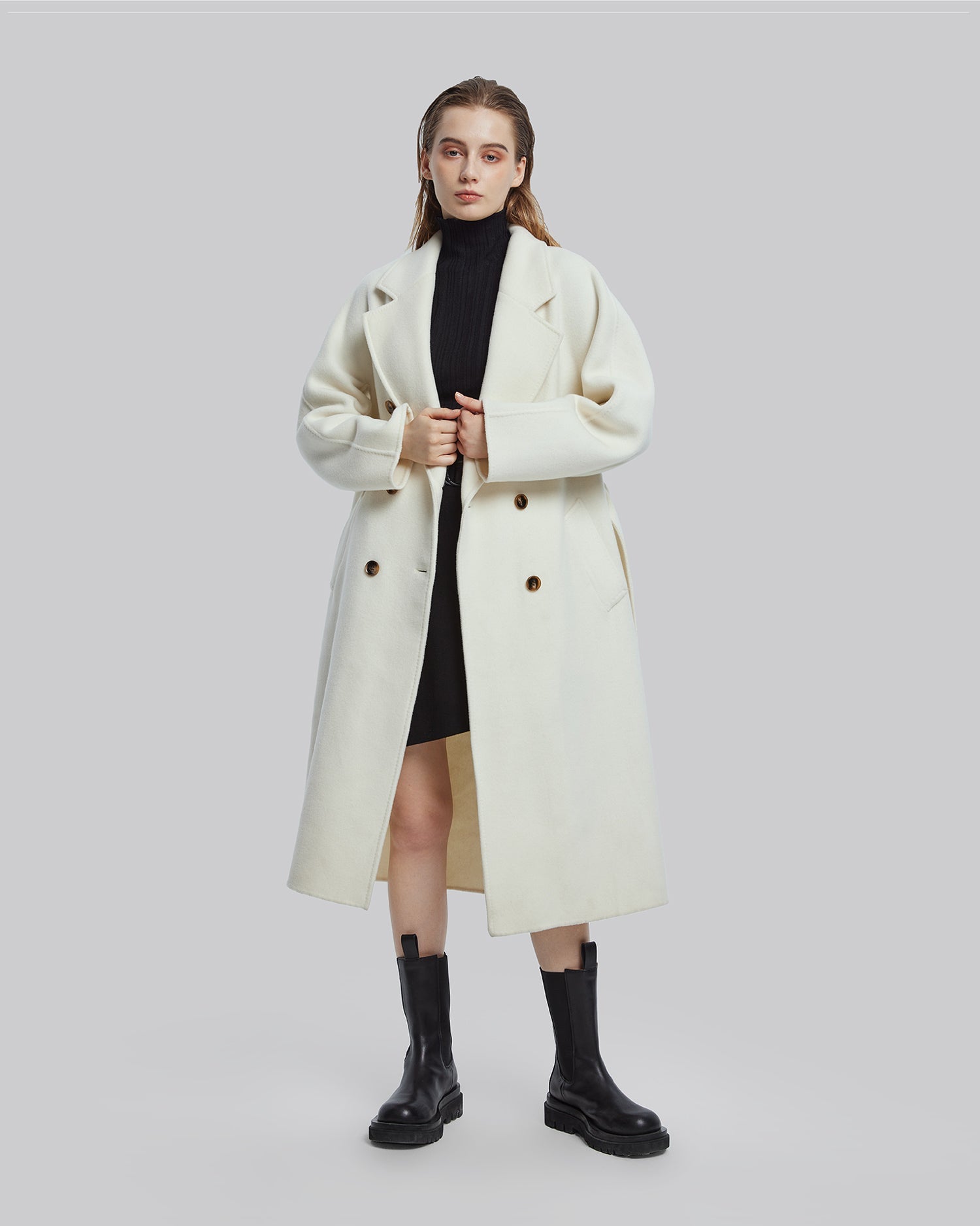 Slim-Fit Long Wool Coat image 3