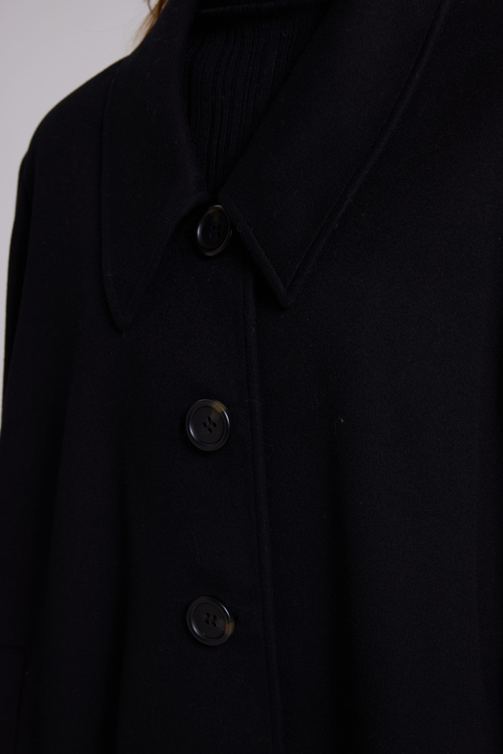 Cape-Shape Cashmere Coat image 5