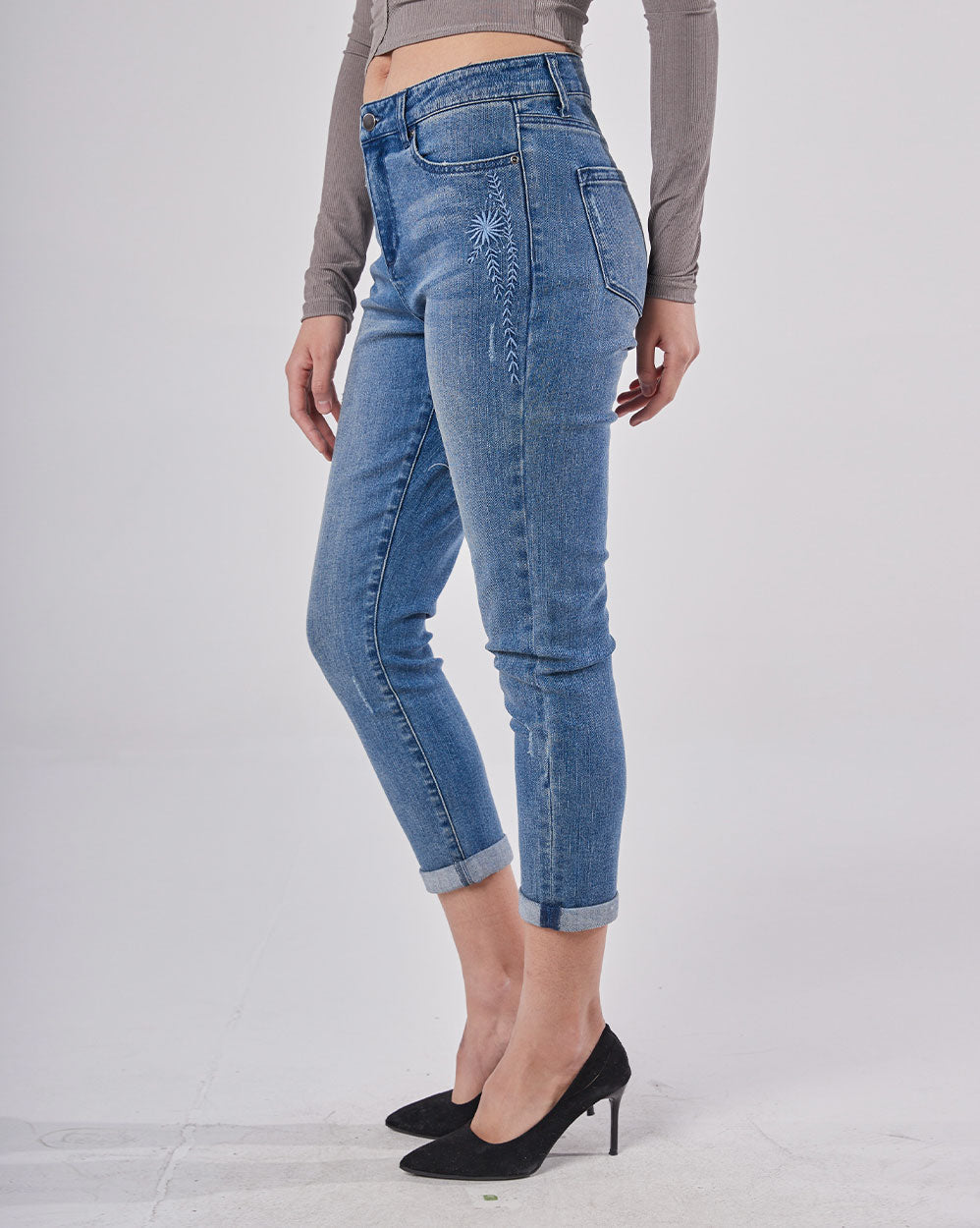 Classic Cuff-rolled Jeans image 1