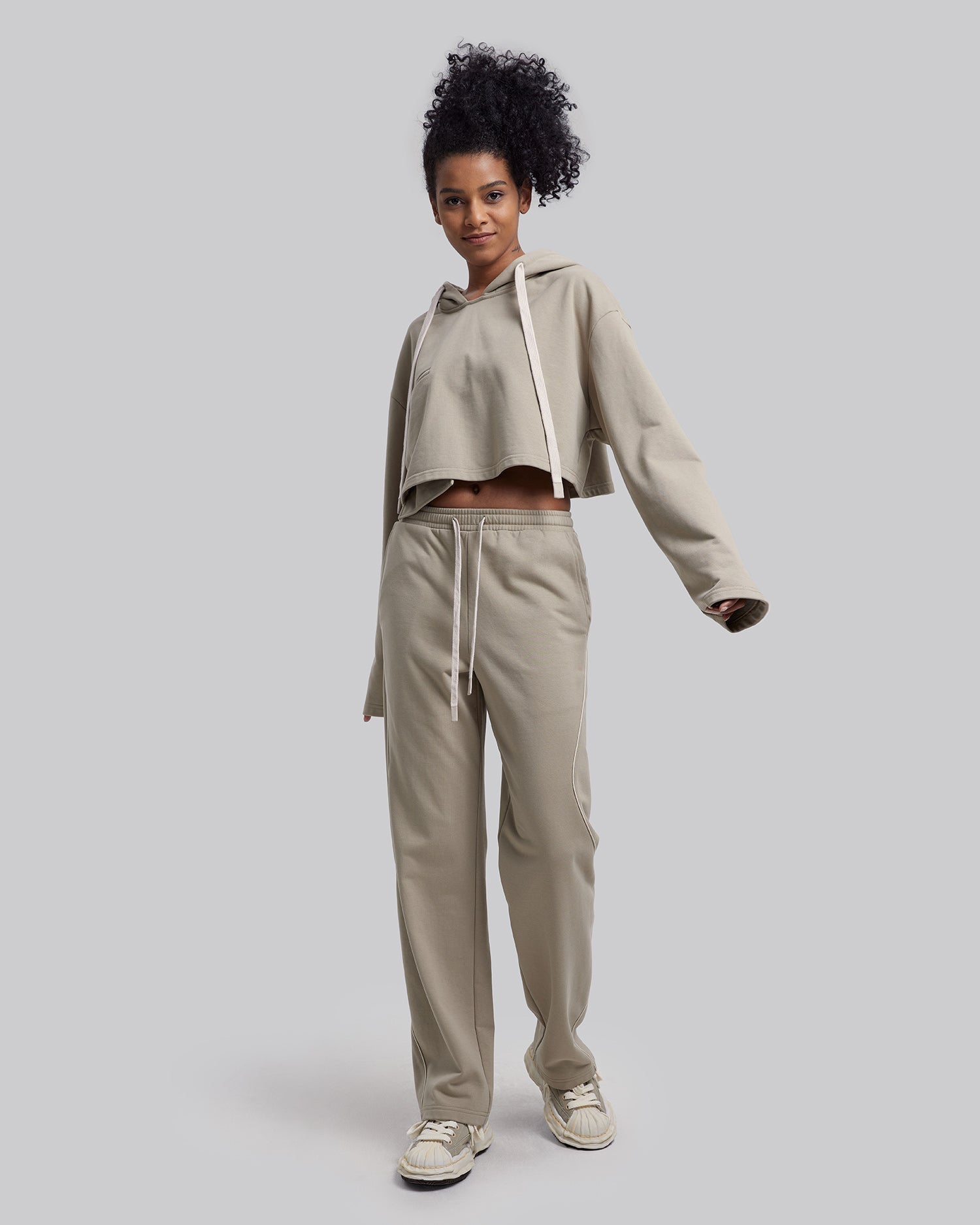 Sweatpants with Wavy Seams - Kahki, XS image