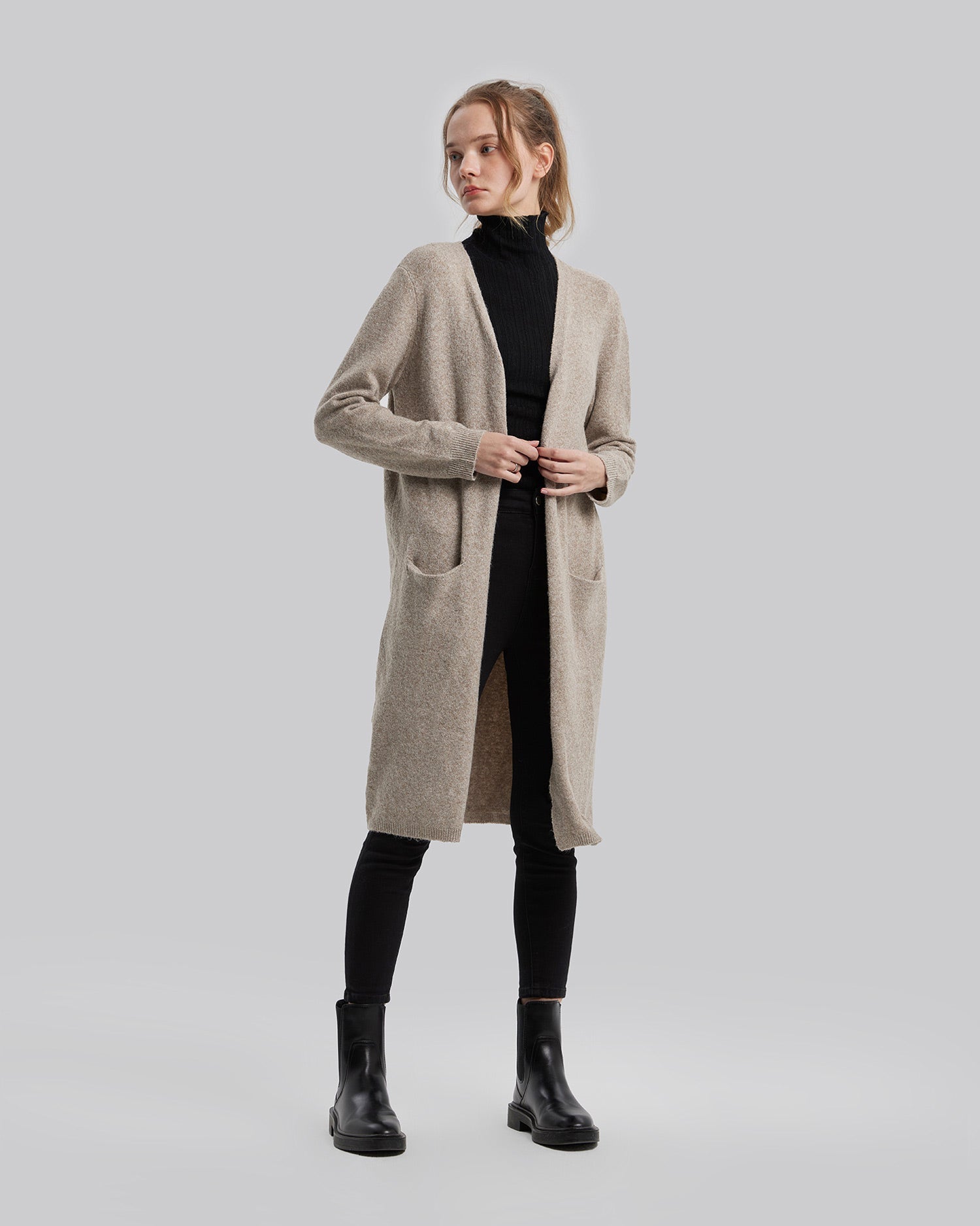 Classic Patch Pocket Cardigan - Charcoal, S image