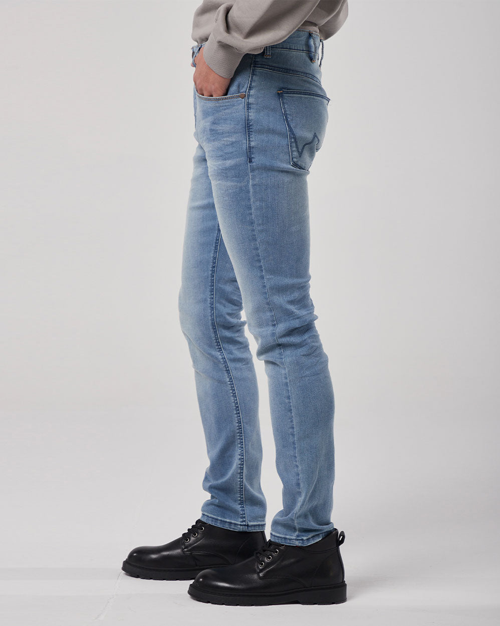 Men's Retro Stretch Boot Cut Jeans image 2