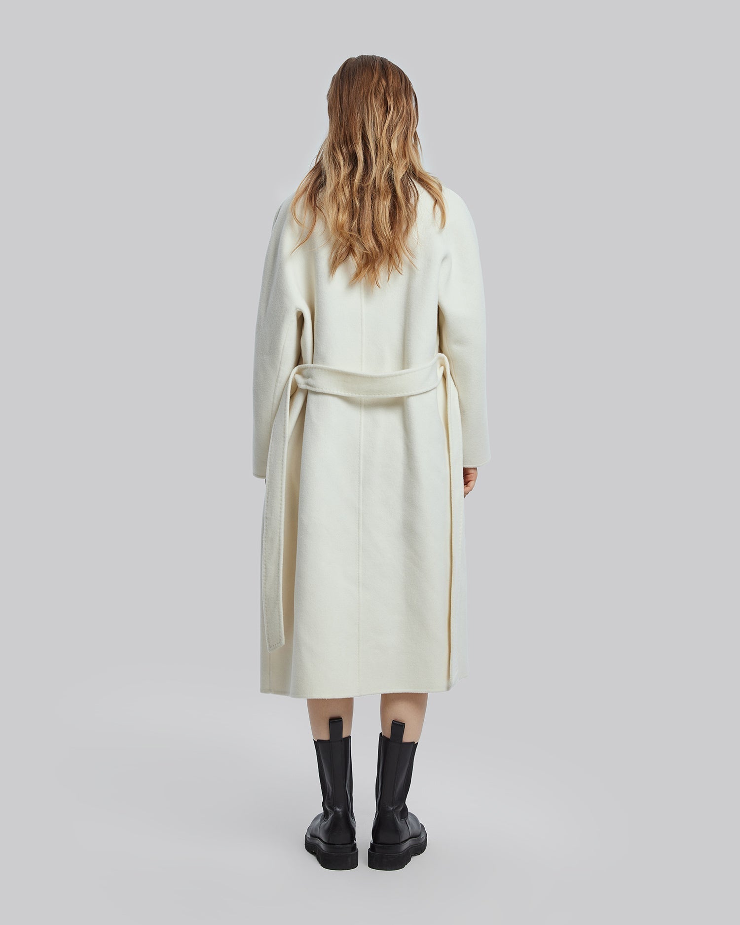 Slim-Fit Long Wool Coat image 4