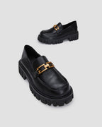 Leather Loafers With Chain image 3
