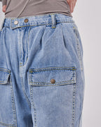 Regular Tapered Jeans image 4