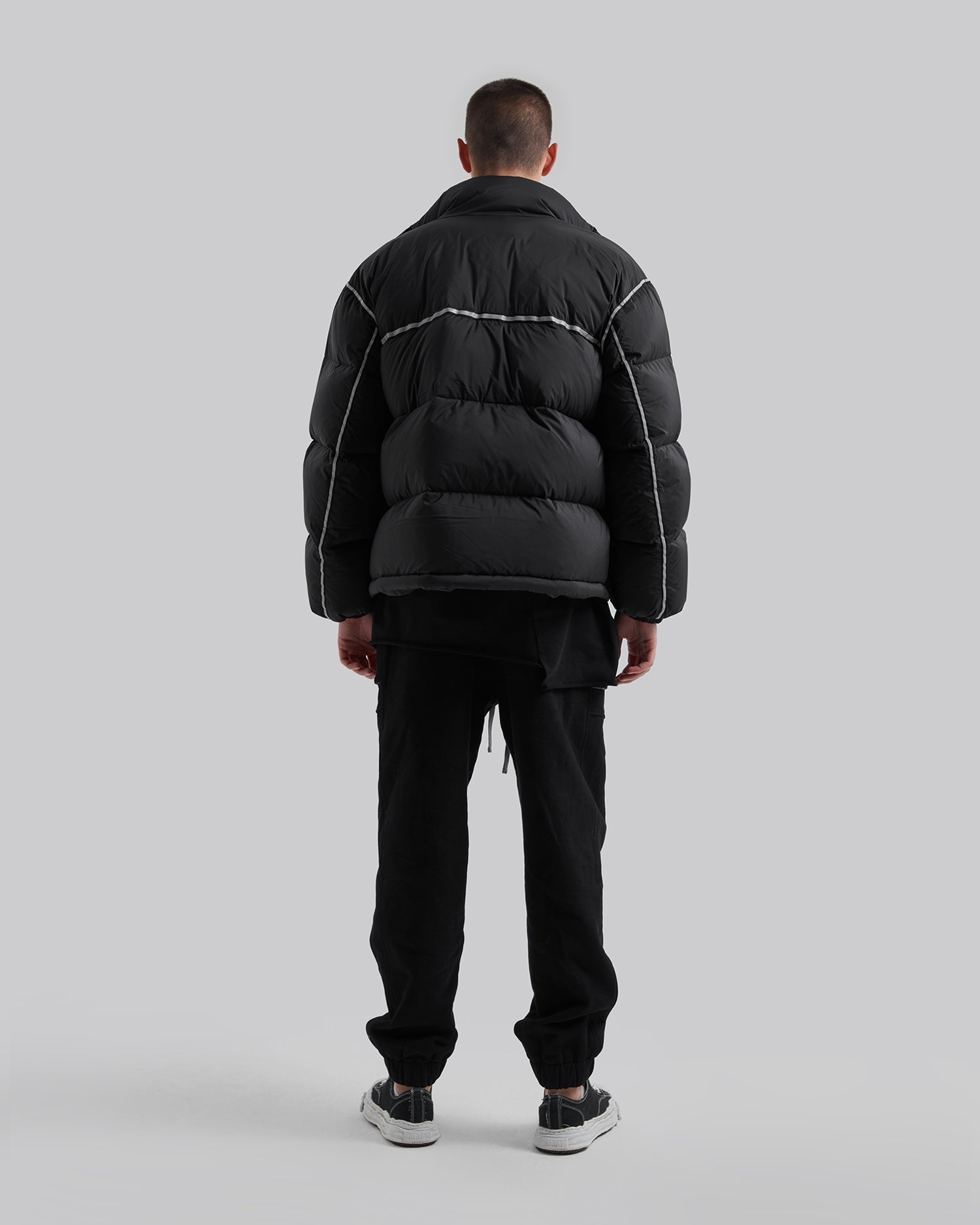 Oversize Reflective-Line Puffer Jacket image 4