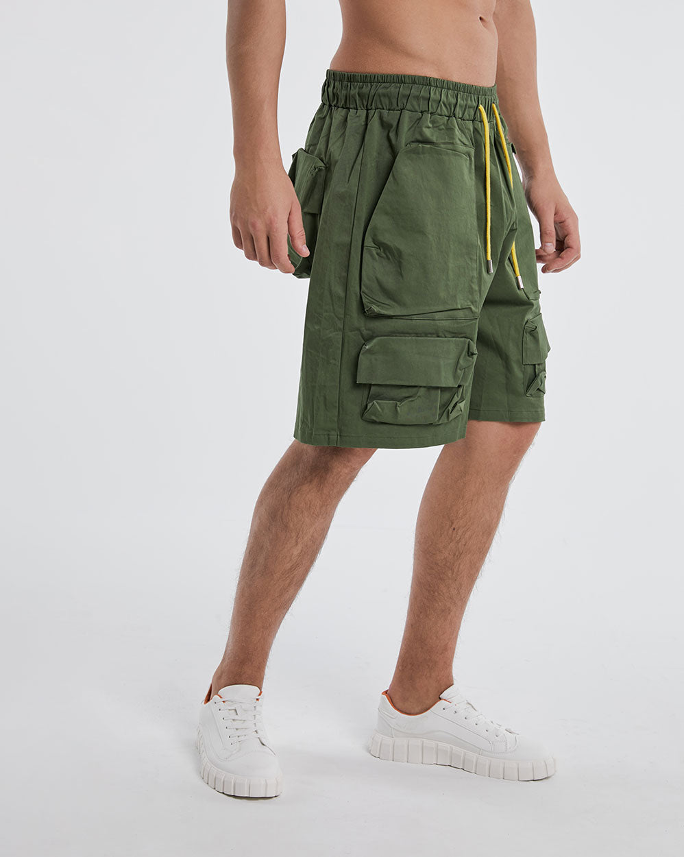 Oversized Workwear Shorts With Pockets image 3
