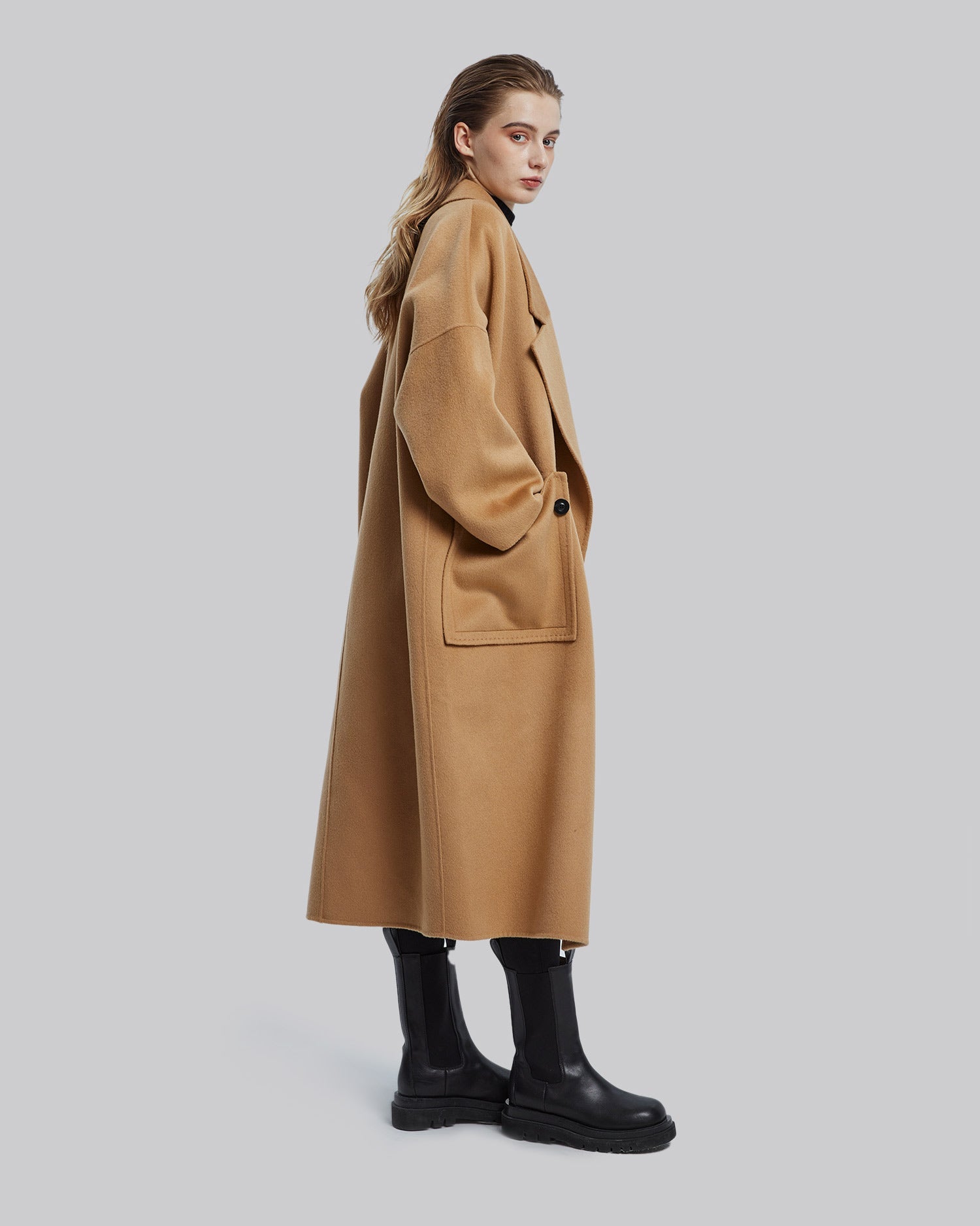 Long Wool Coat with Ribbons image 2