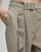 Solid Pleat Belted Loose Pants image 5