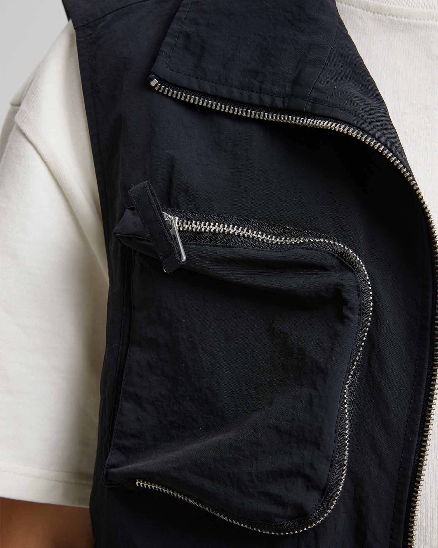 Tactical Vest image 3