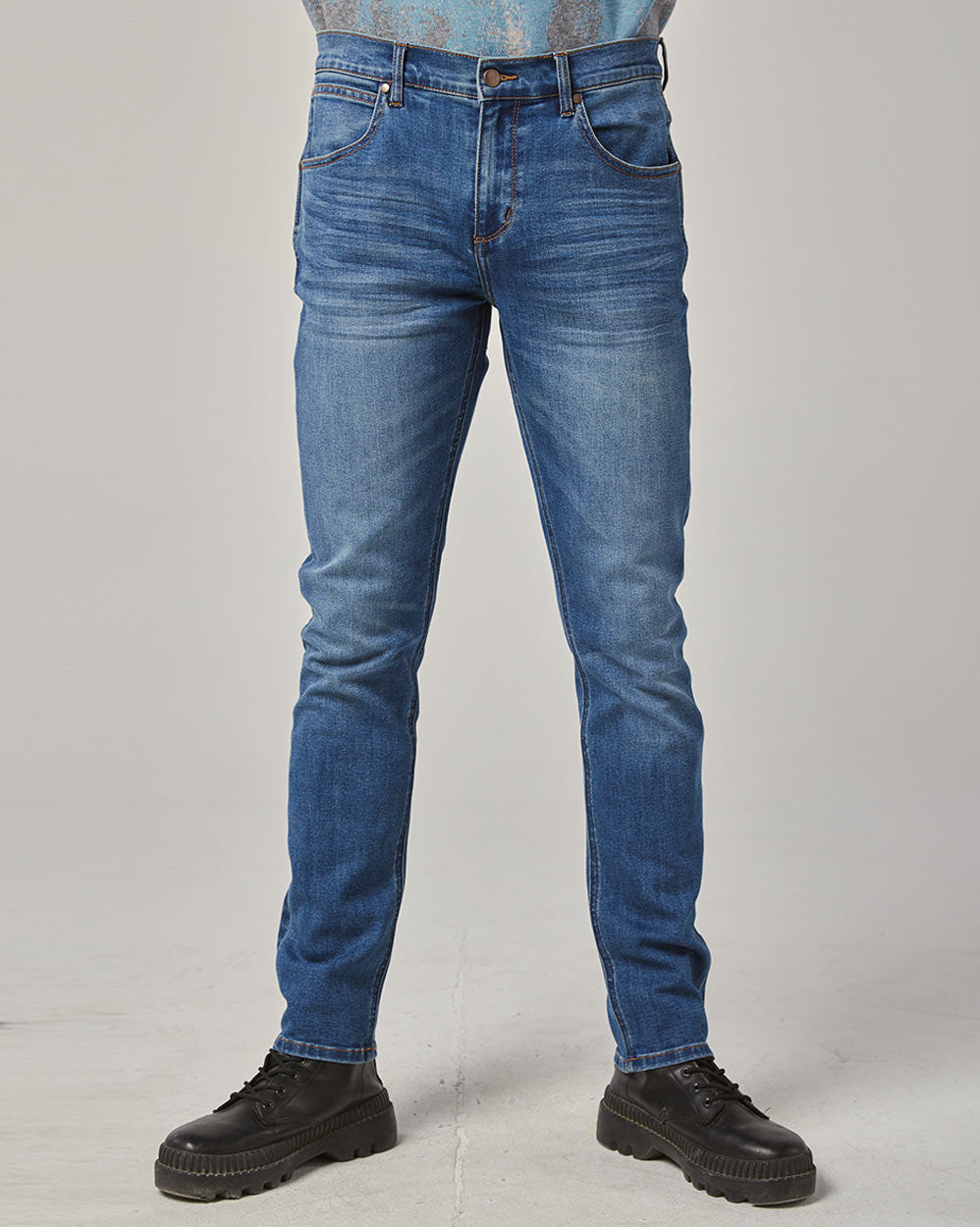 Light Blue Slim-Fit Jeans - Blue, XL image