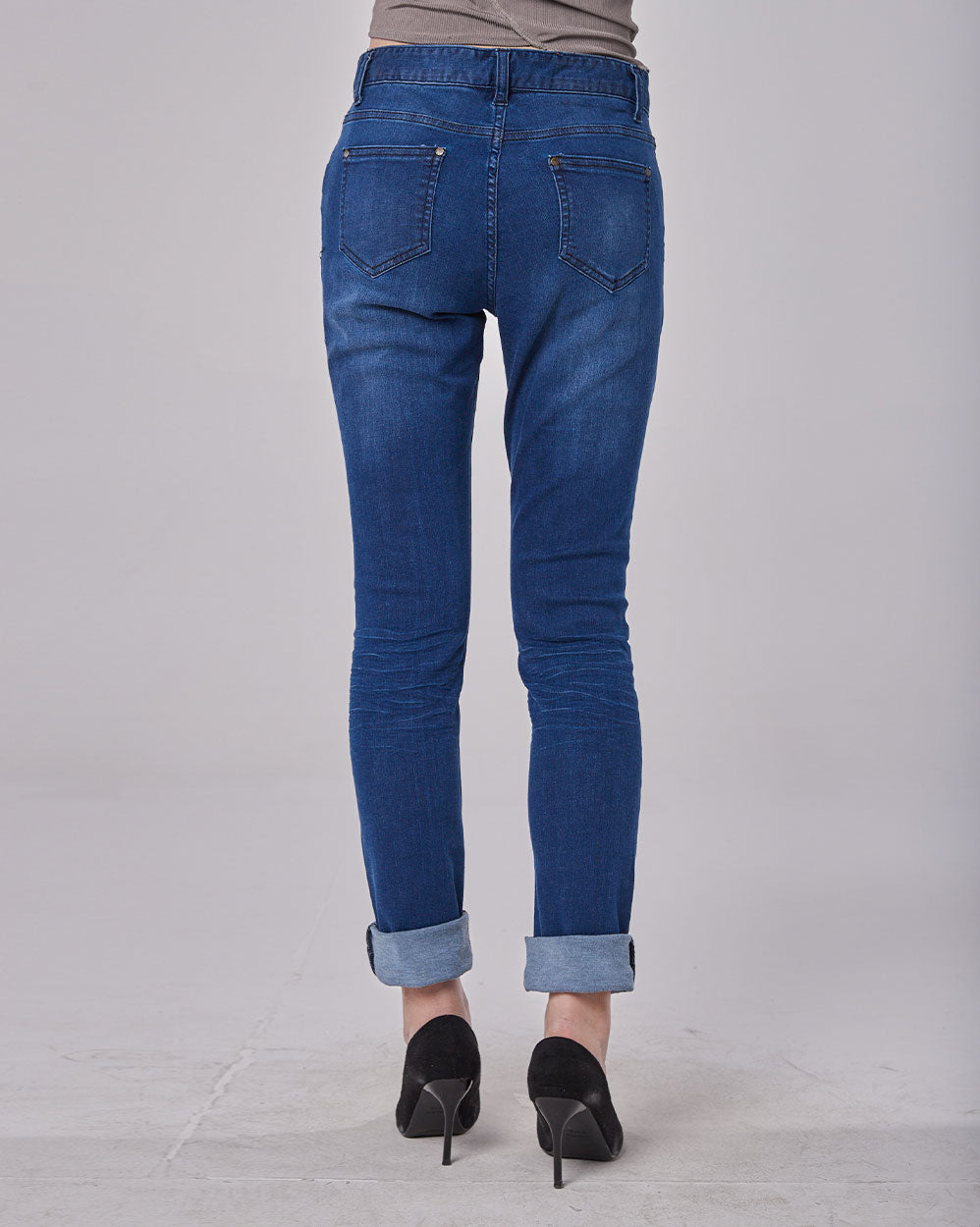 Women's Slim Leg Pull on Jeans image 3