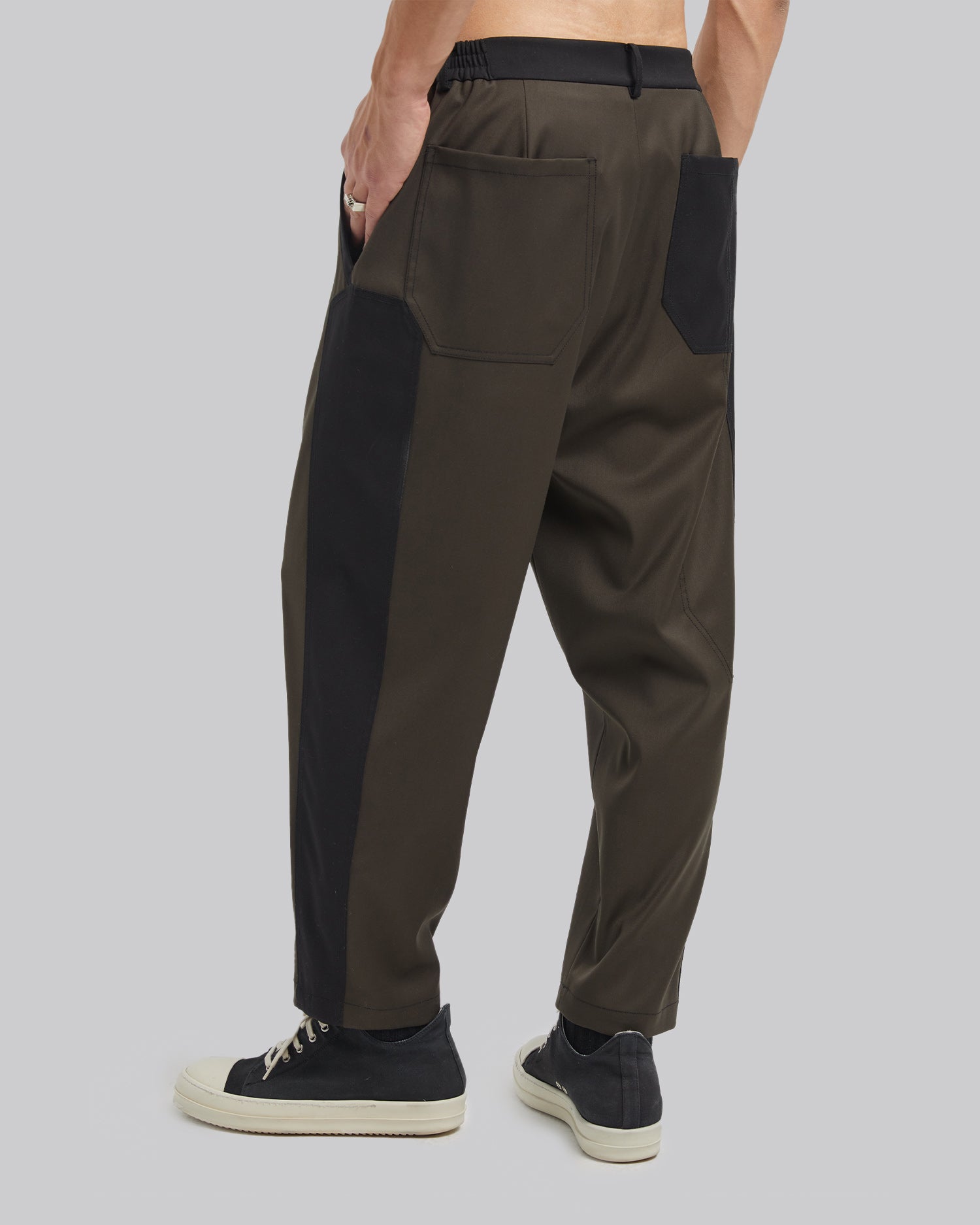 Two-Tone Tapered Pants image 4