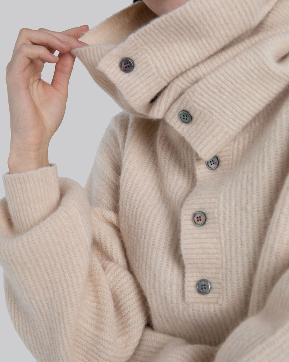 Wool Buttoned Pullover image 5
