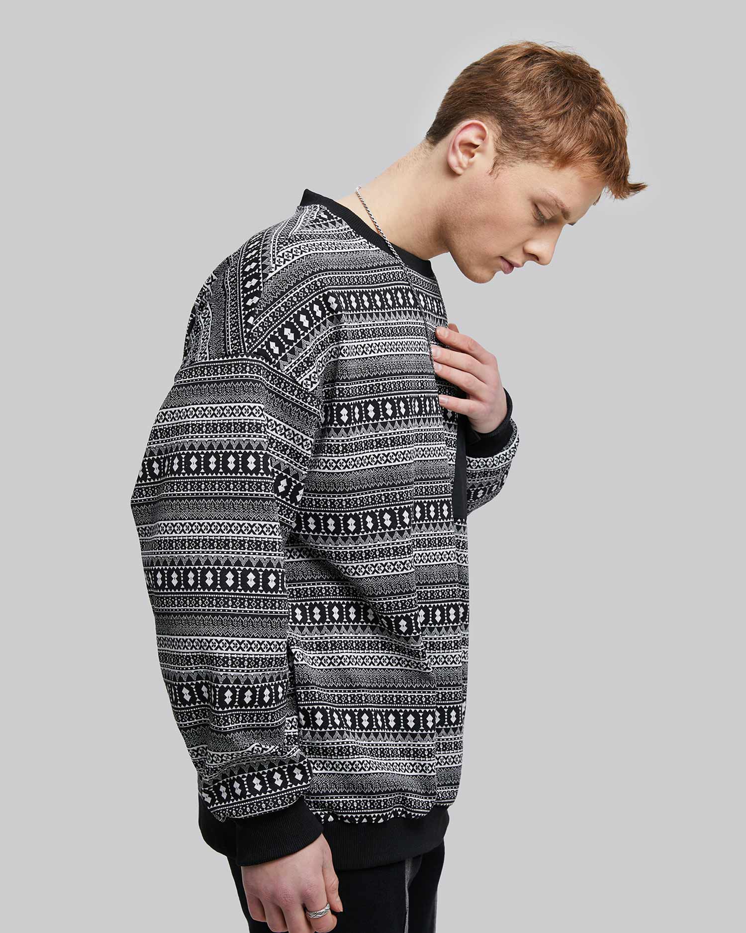 Pattern Print Patch Pocket Sweatshirt image 3
