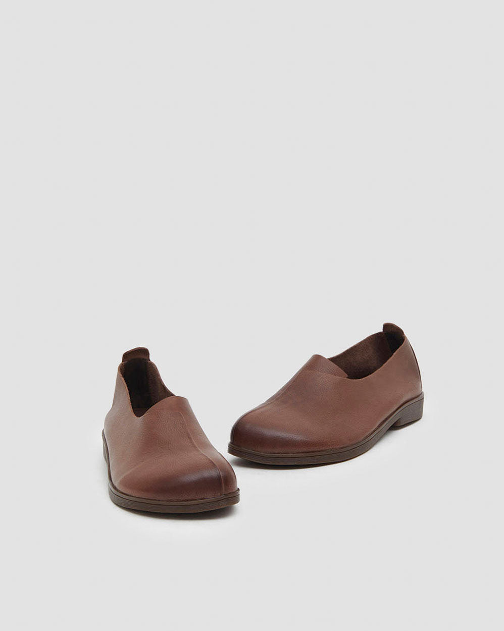 Slip-On Flat Shoes In Leather image 5