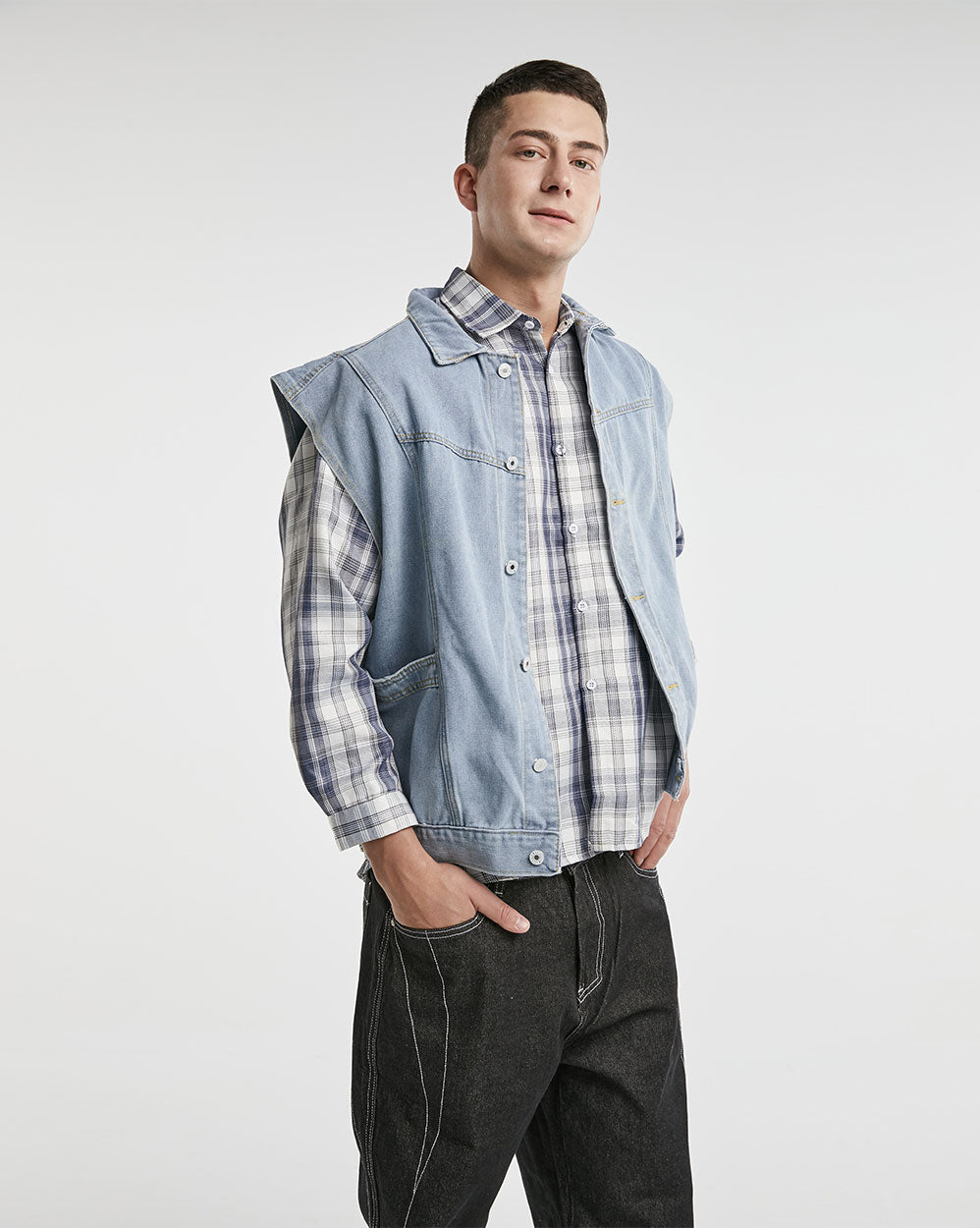 Stylish Cap Sleeve Denim Jacket image 3