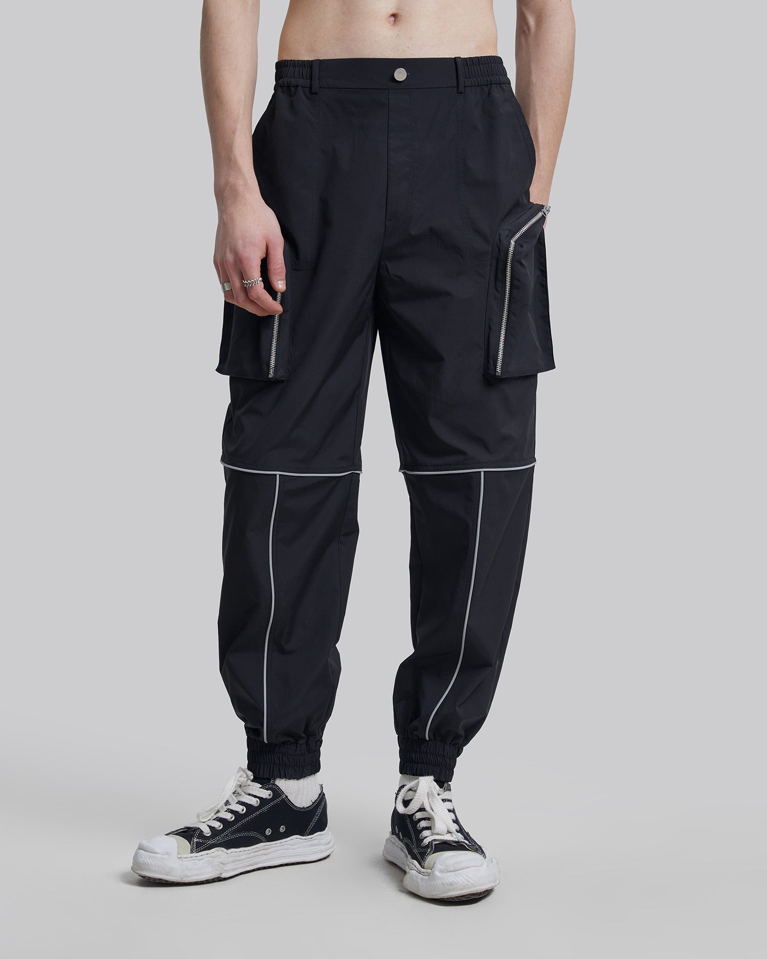 Side Pocket Tapered Pants image 2