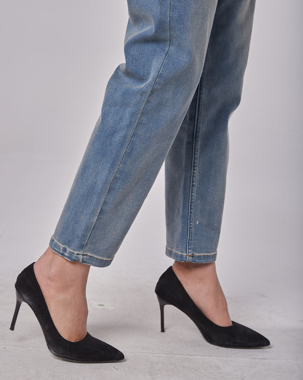 Classic Casual Loose Jeans image 4